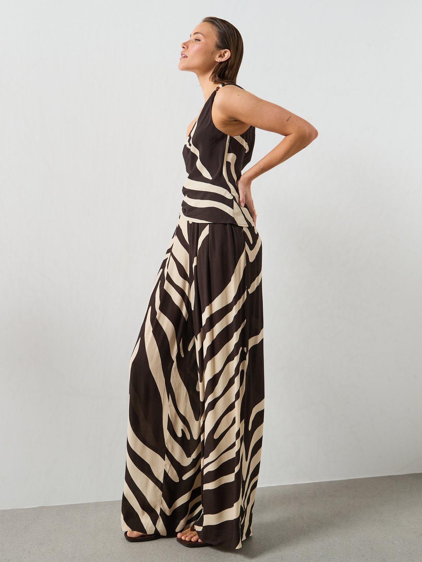 Image 5 of 6 of Mango Flowy Printed Co-Ord Trousers - Brown