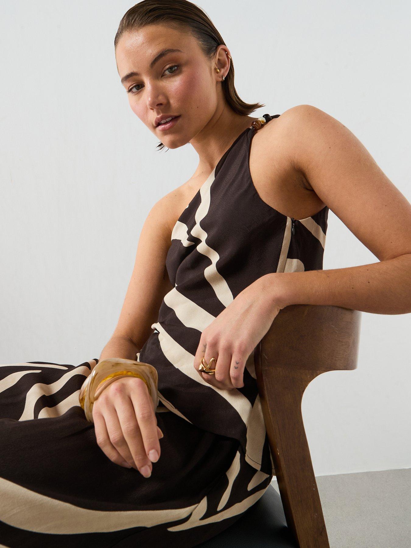 Image 4 of 6 of Mango Asymmetric Printed Co-Ord Top - Brown