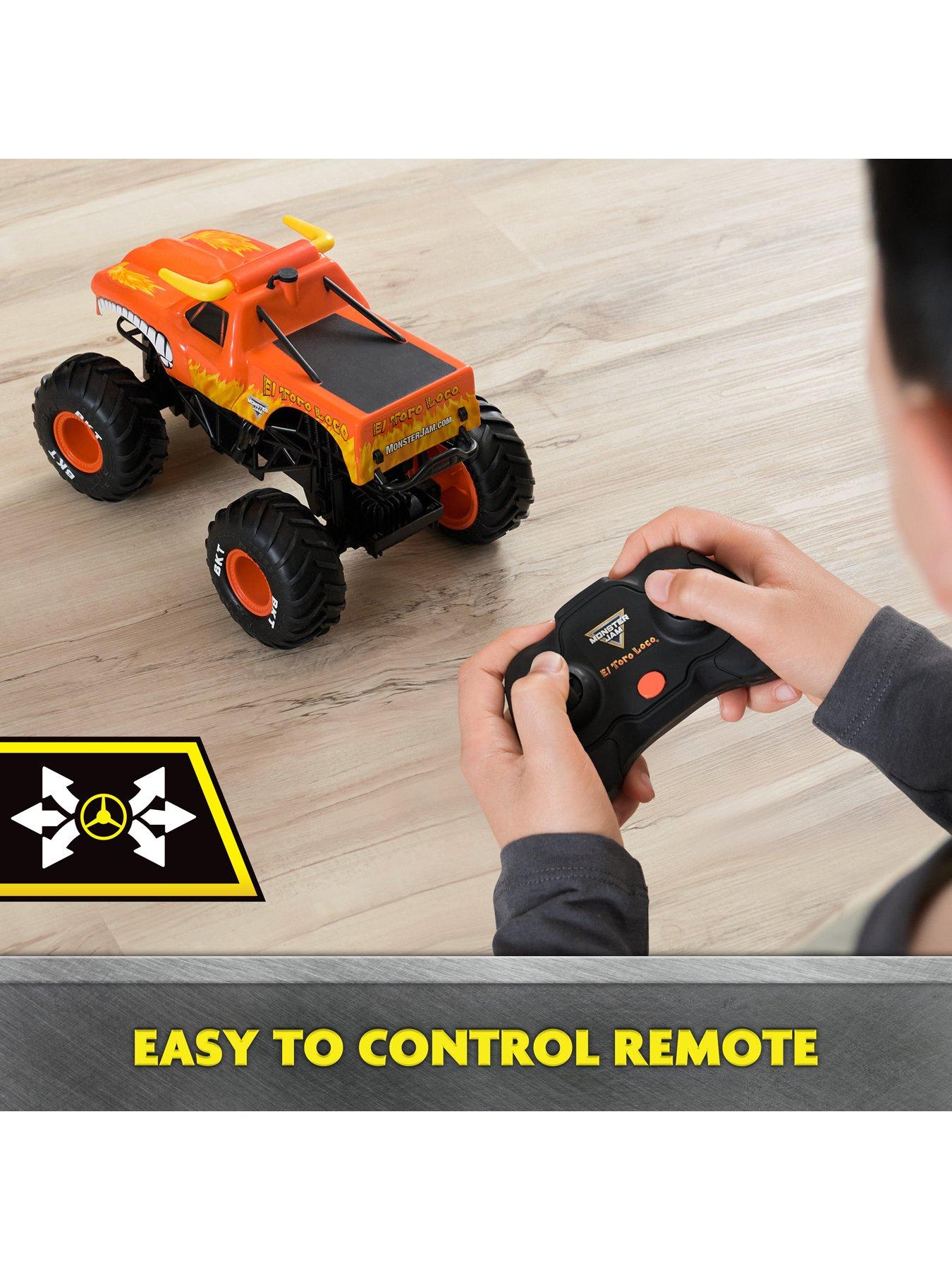 Image 4 of 7 of Monster Jam El Toro Loco RC Monster Truck with Atomizer Smoke Effects, 1:15 Scale