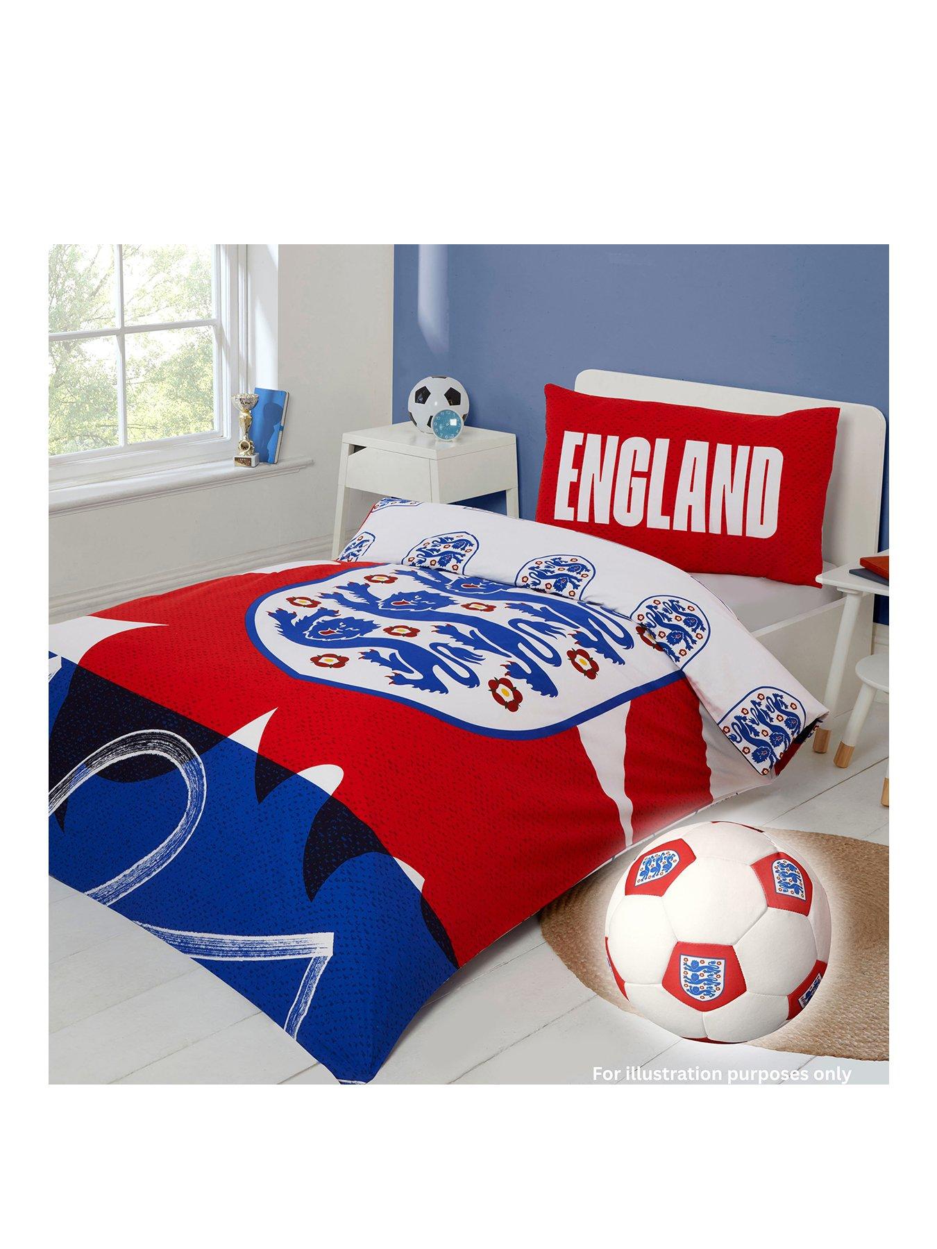 England England Fa Bundle - Single Duvet Set With Football Shaped Cushion