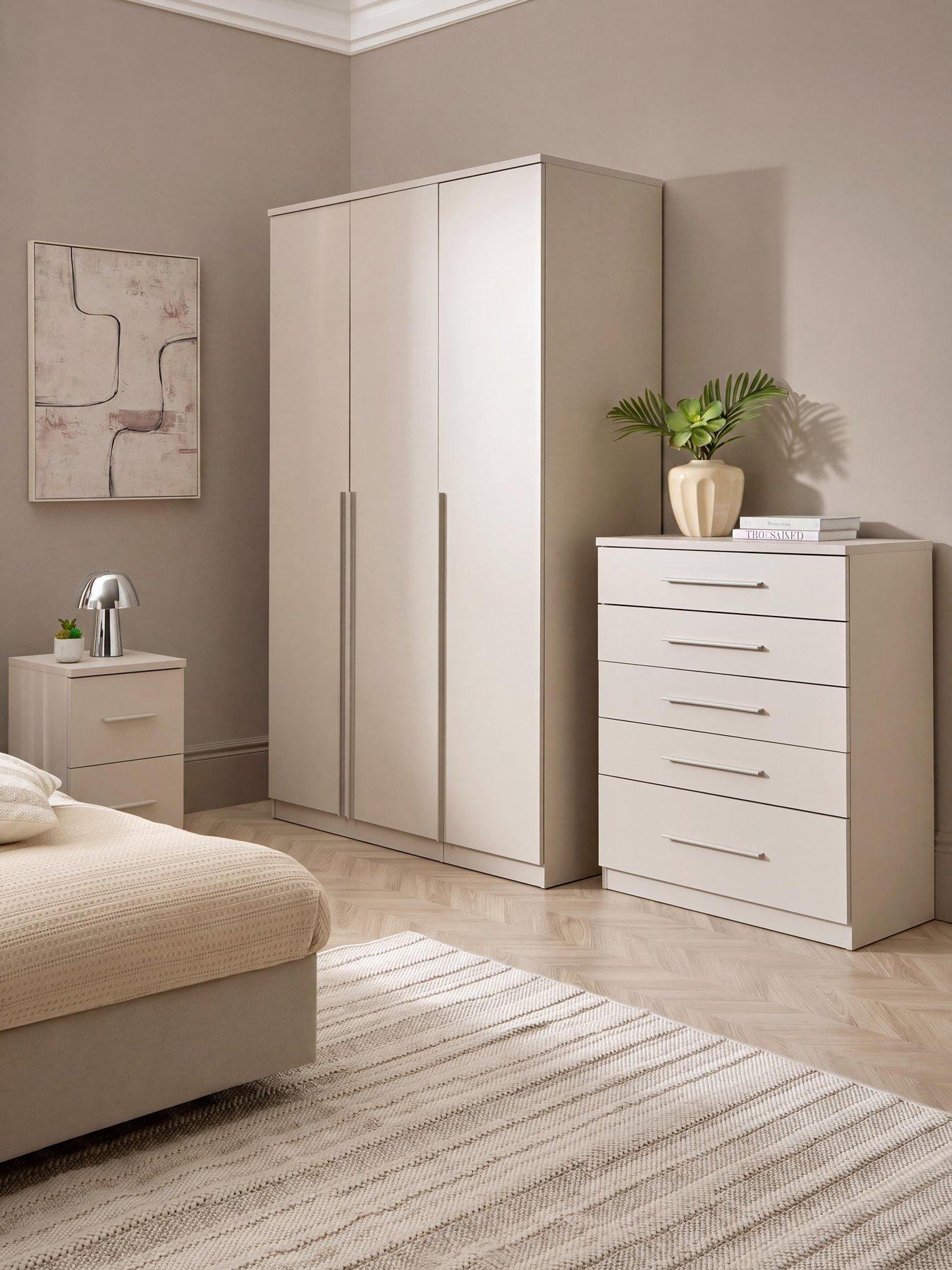 The Very Collection Murcia 3 Piece Package - 3 Door Wardrobe, 5 Drawer Chest and 2 Drawer Bedside Chest - Oatmeal