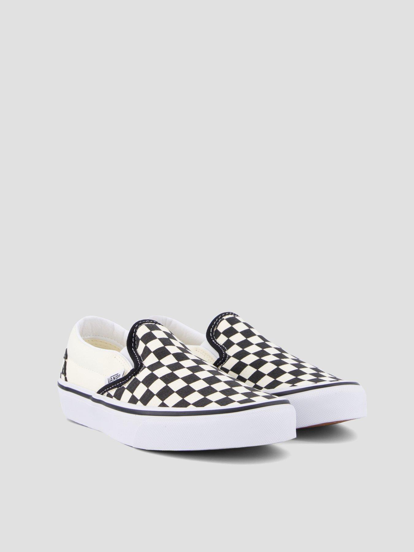 Image 6 of 7 of Vans Junior&nbsp;Unisex Checkerboard Slip-On Low Profile Trainers - Black