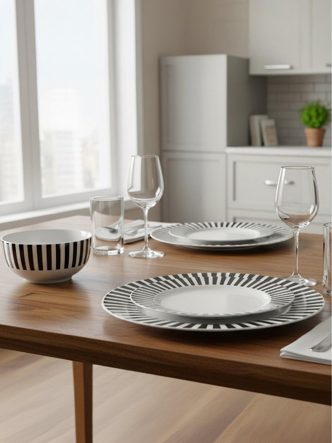 WATERSIDE 12pc Black Stripe