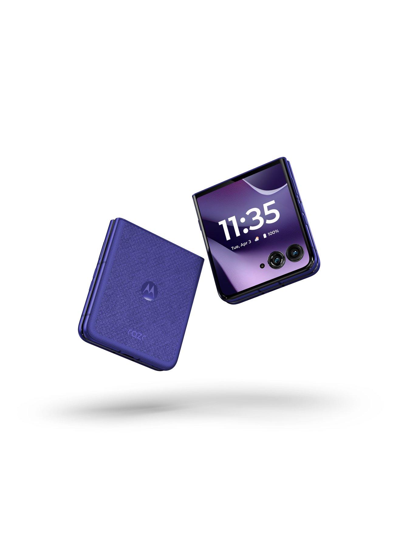 Image 5 of 7 of Motorola Moto Razr70 Ultra, 5G, 512GB - AI Mobile
