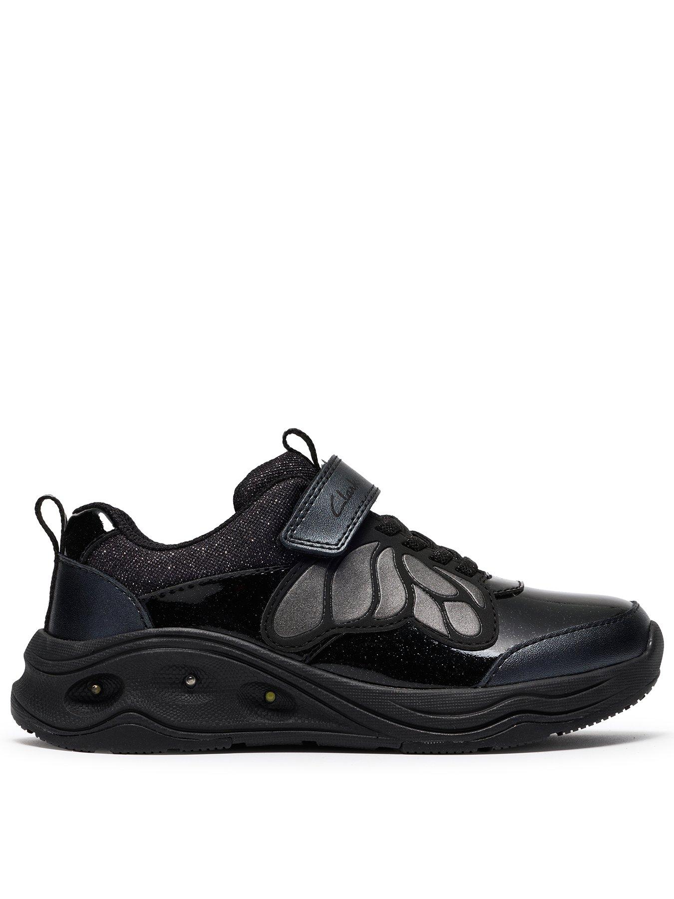 Clarks Junior Gleam Fly Trainer, Black, Size 2 Older