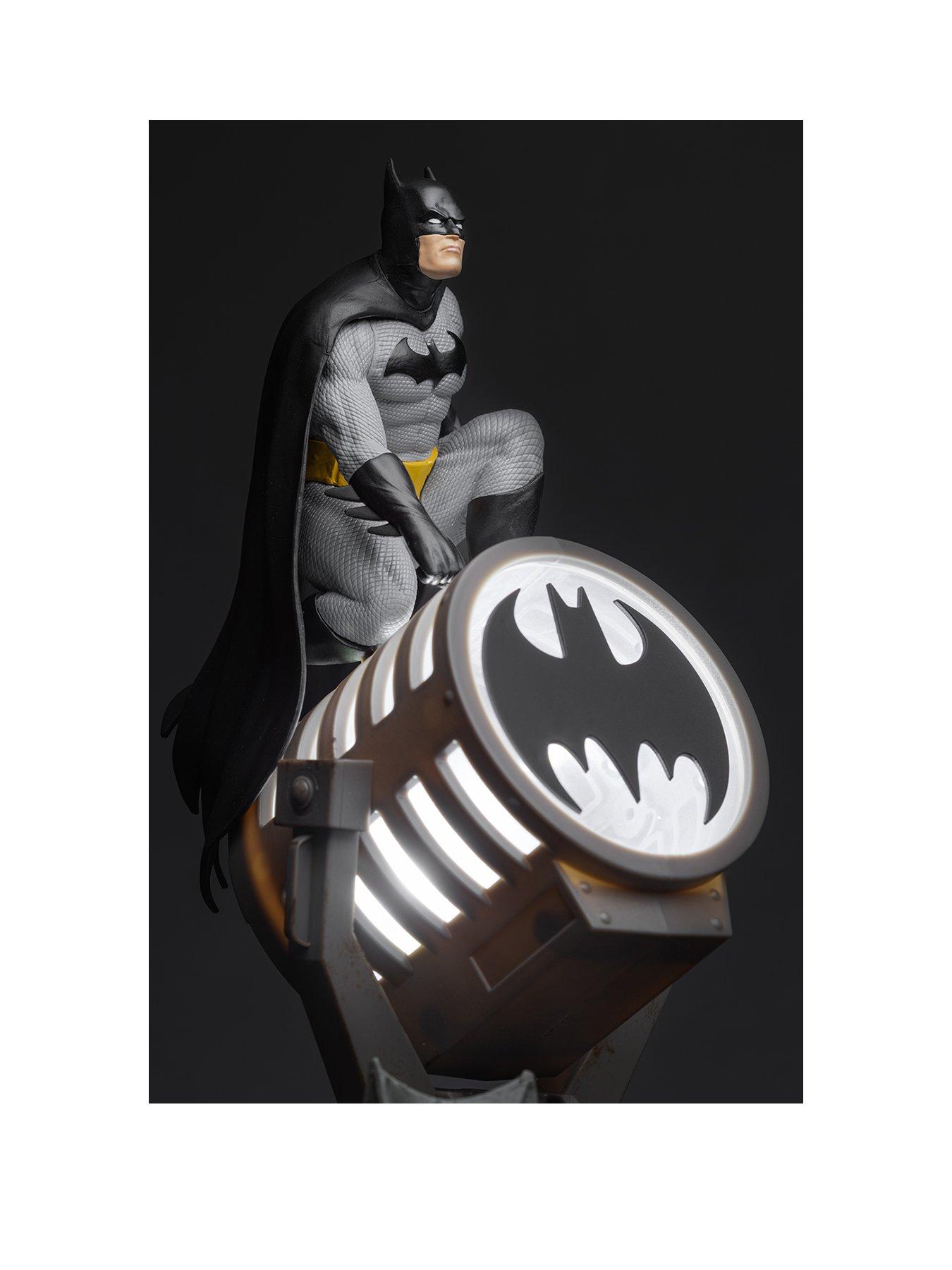 Image 1 of 5 of Batman Batman Figurine Light