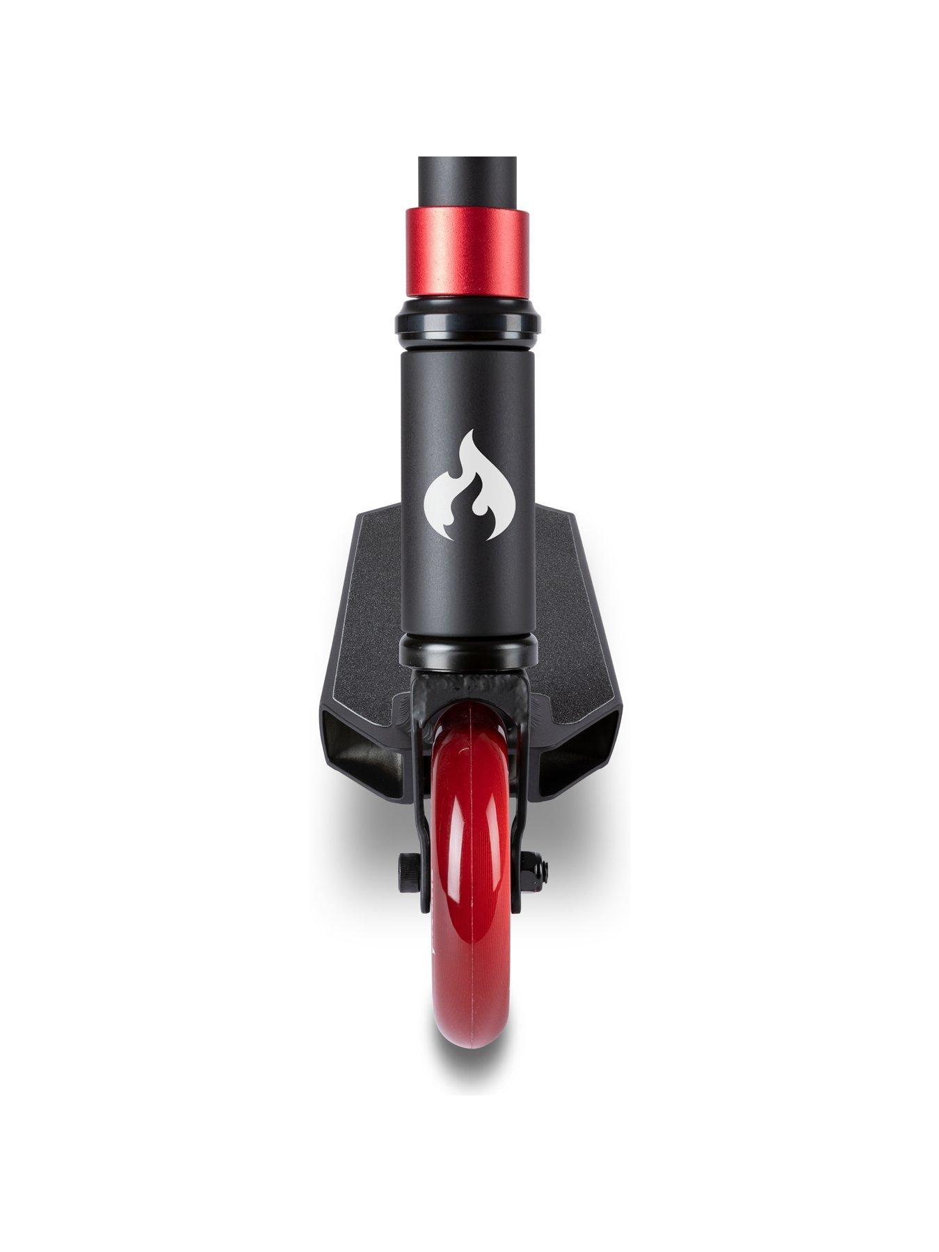 Image 5 of 7 of Micro Scooter Chilli Base S Stunt Scooter: Red