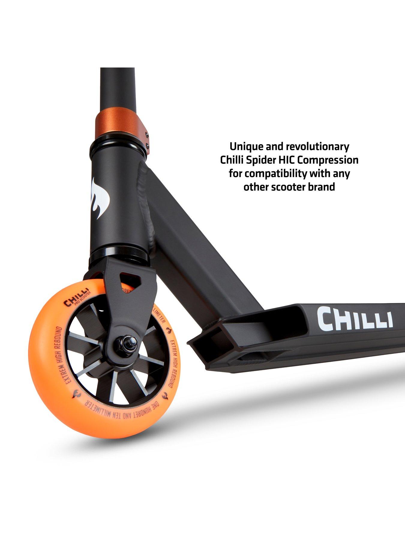 Image 3 of 7 of Micro Scooter Chilli Base Stunt Scooter: Orange