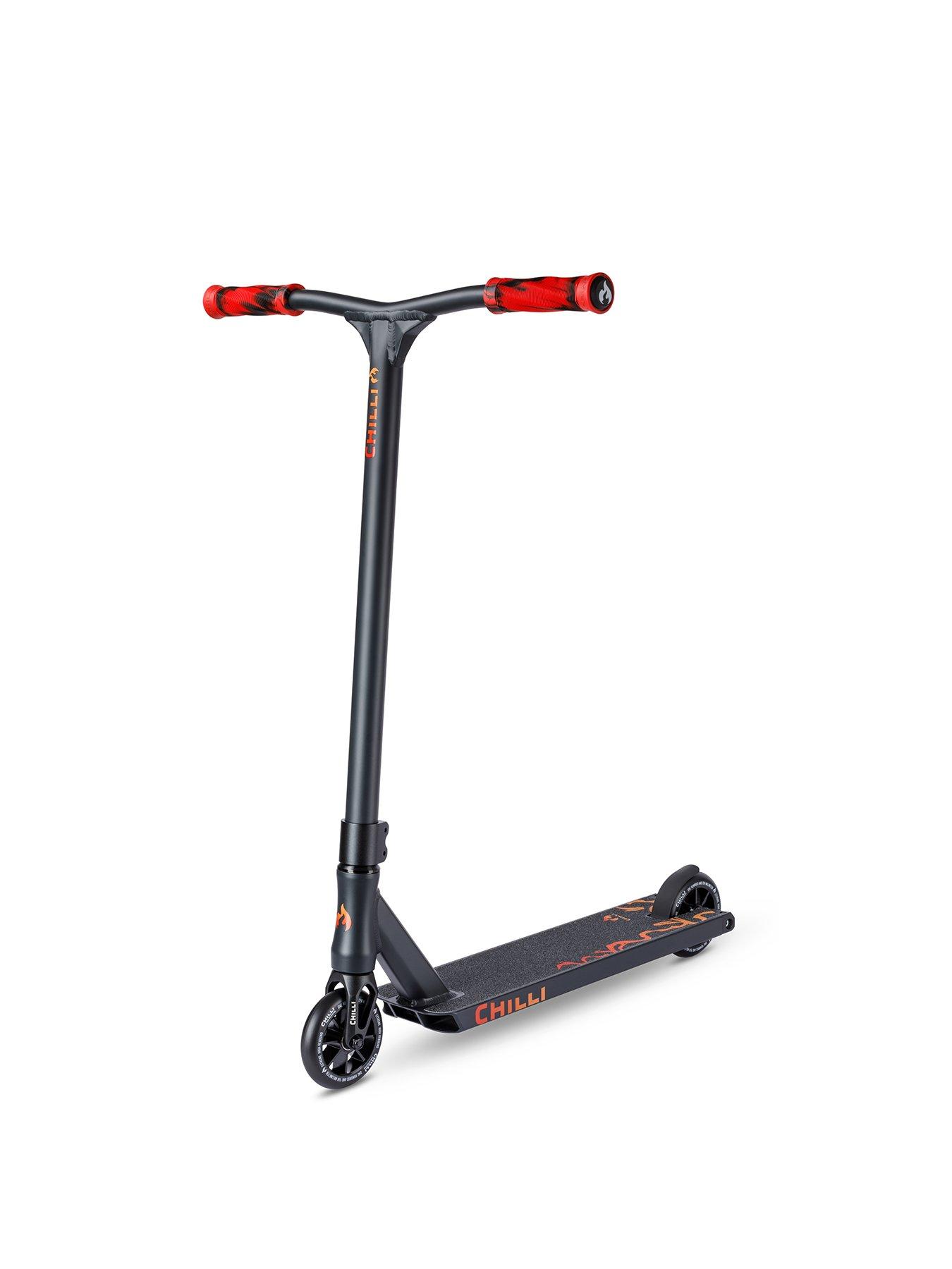Micro Scooter Chilli Reaper Venom Stunt Scooter: Black/Red
