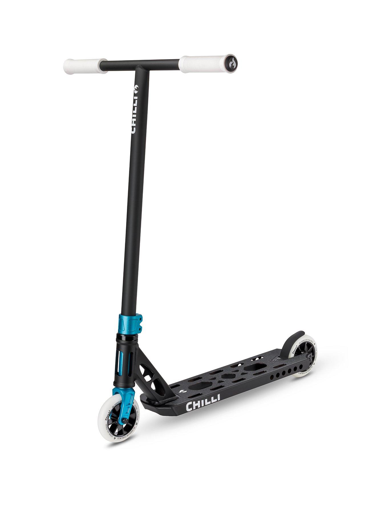 Micro Scooter Chilli Ventus Stunt Scooter: Black/White