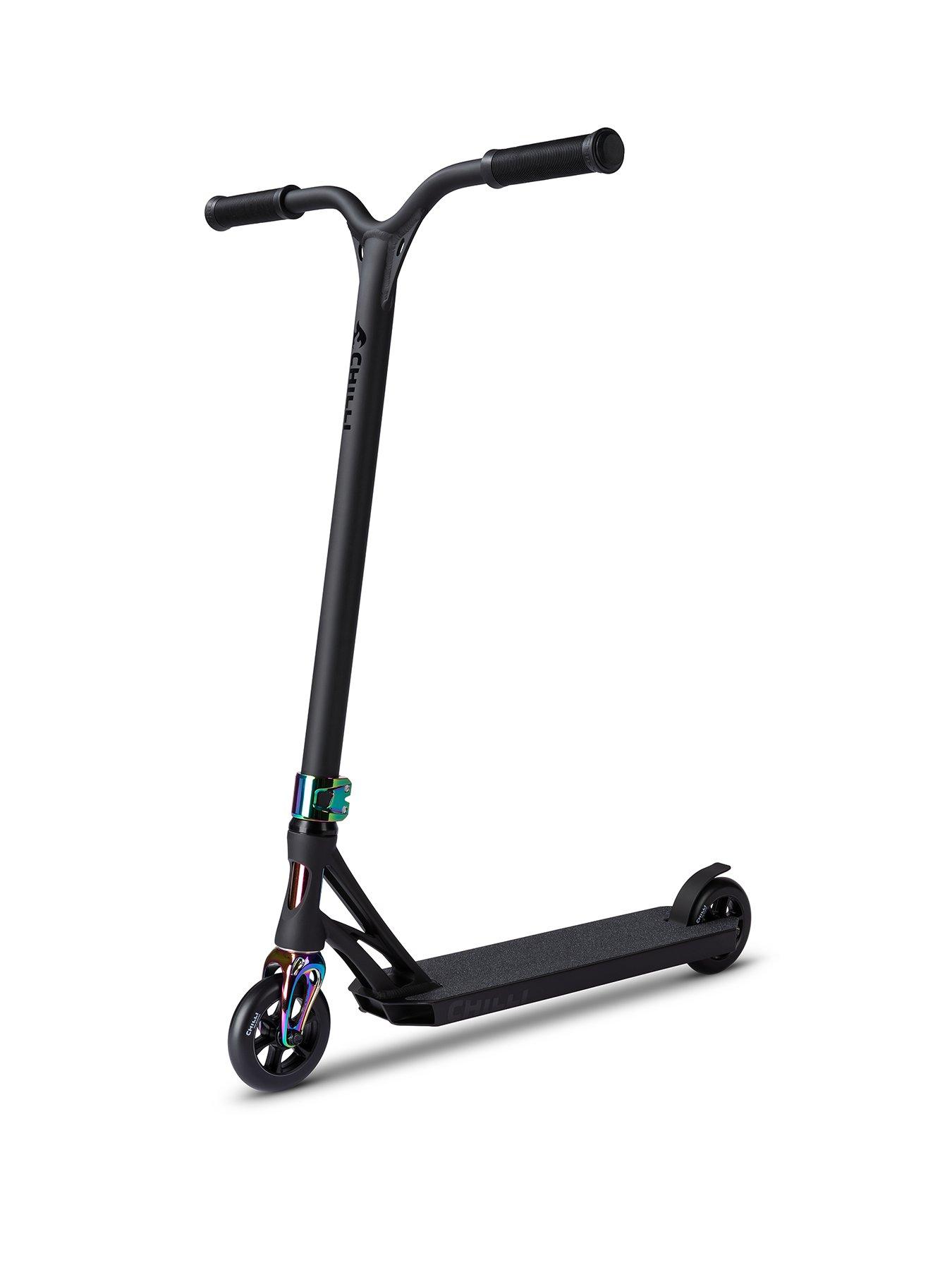 Micro Scooter Chilli Beast V2 Stunt Scooter: Black Neochrome