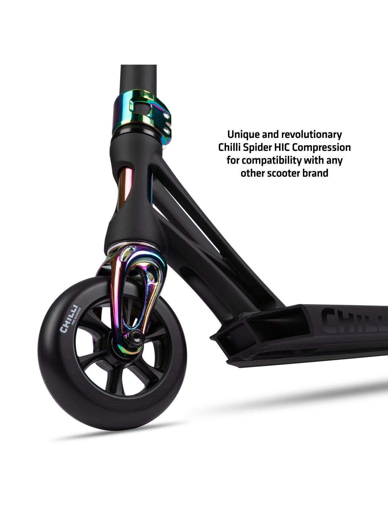 Image 3 of 8 of Micro Scooter Chilli Beast V2 Stunt Scooter: Black Neochrome