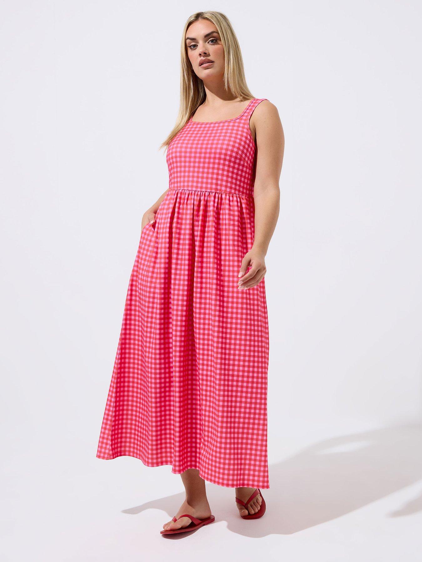 Image 1 of 4 of Yours Curve Gingham Strappy Dress - Pink