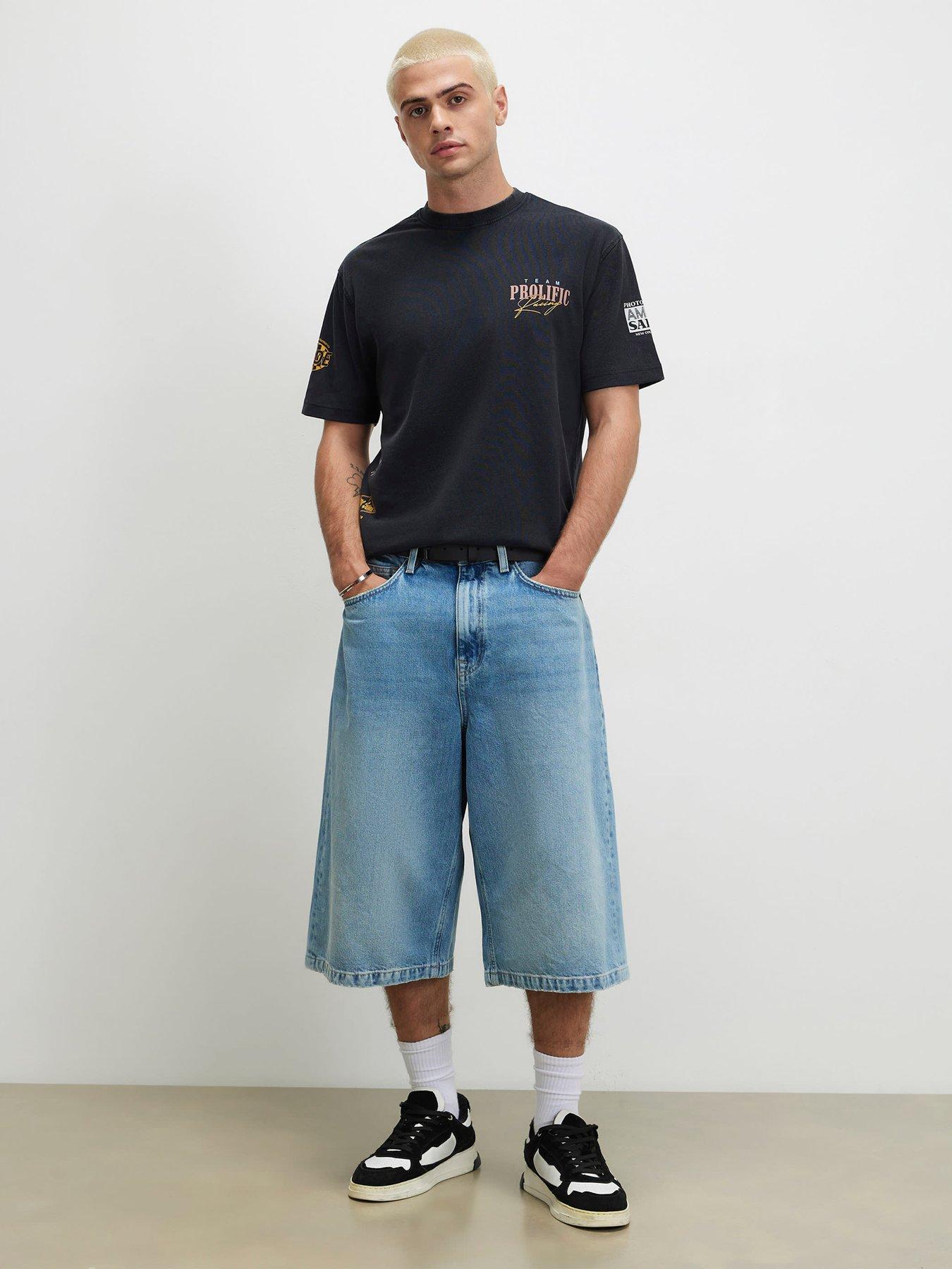 Image 3 of 5 of River Island Mens Oversized Fit Washed Logo Badge T-Shirt - Black