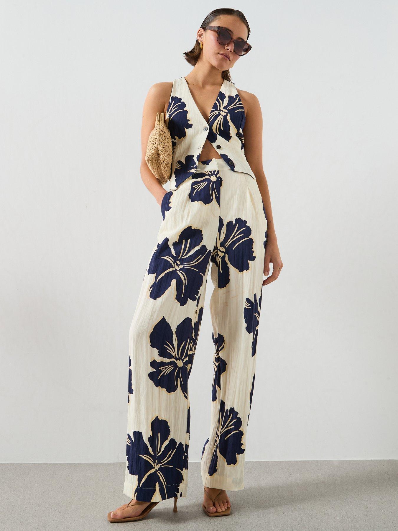 Image 3 of 6 of Mango Floral Print Co-ord Lyocell Vest - White