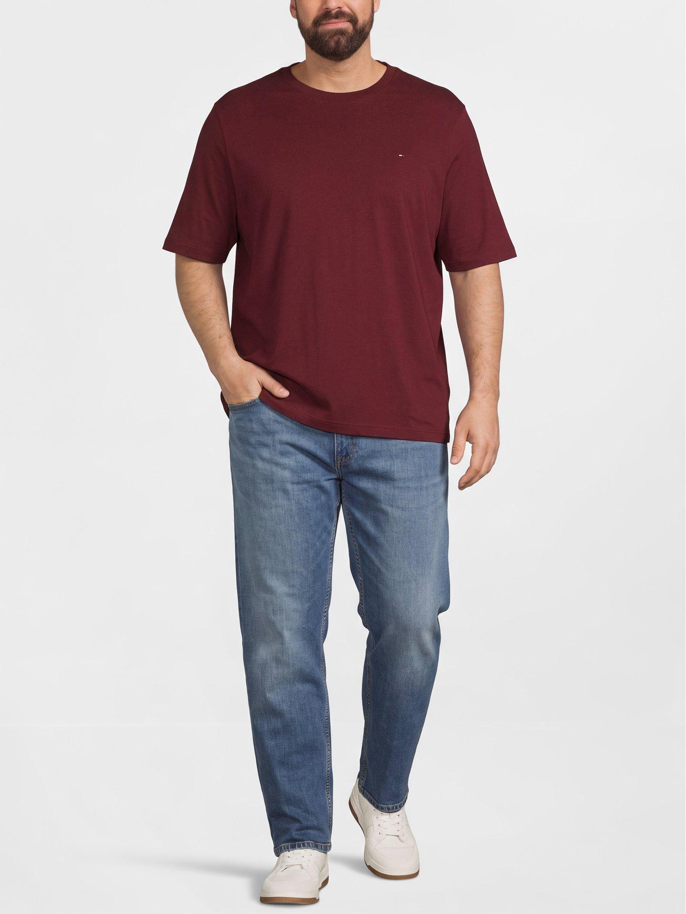 Image 3 of 5 of Tommy Hilfiger Mens Big &amp; Tall Essential Regular Fit Cotton T-Shirt - Burgundy