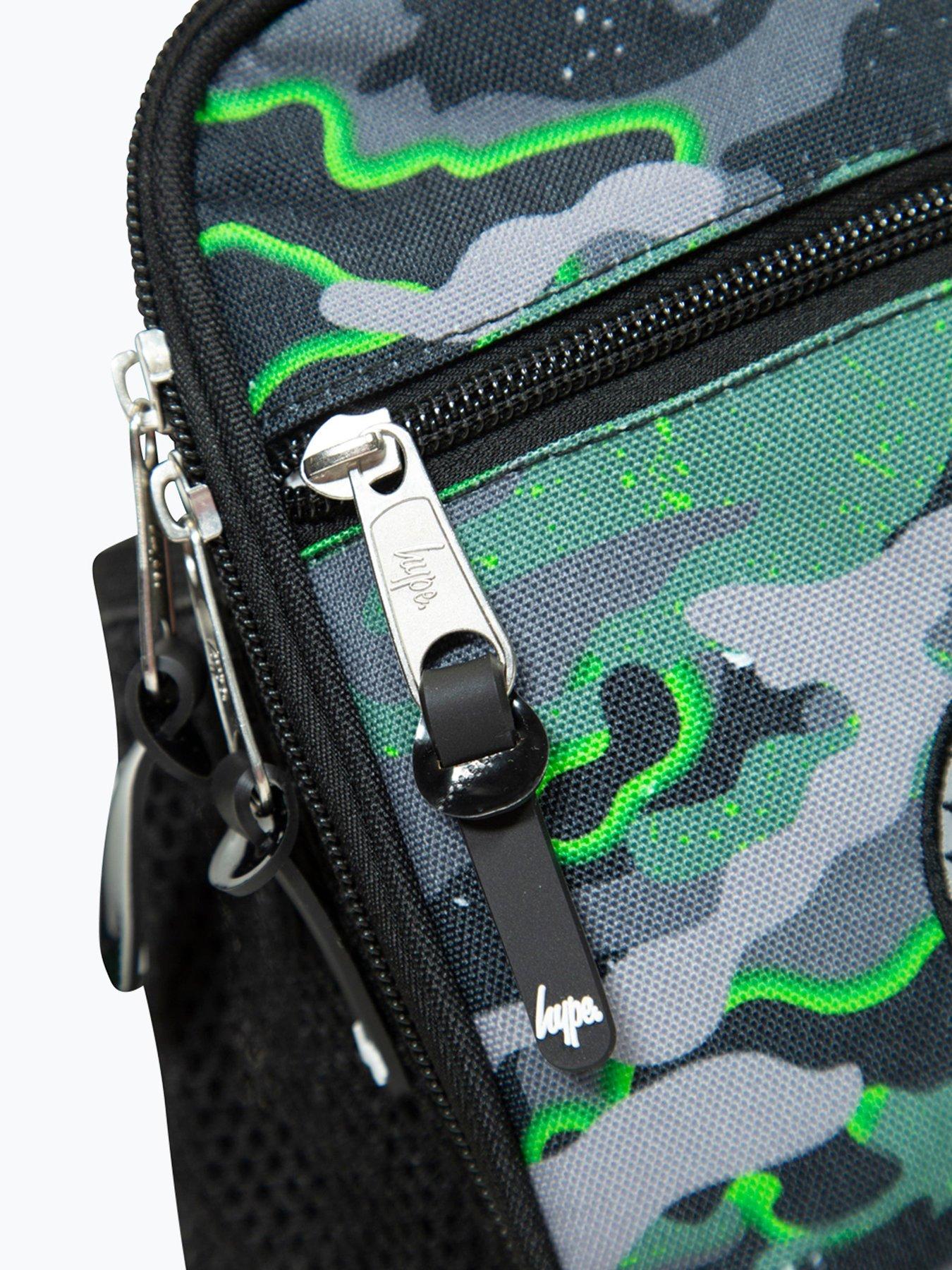 Image 4 of 4 of Hype Unisex Glow Camo Lunch Box - Green