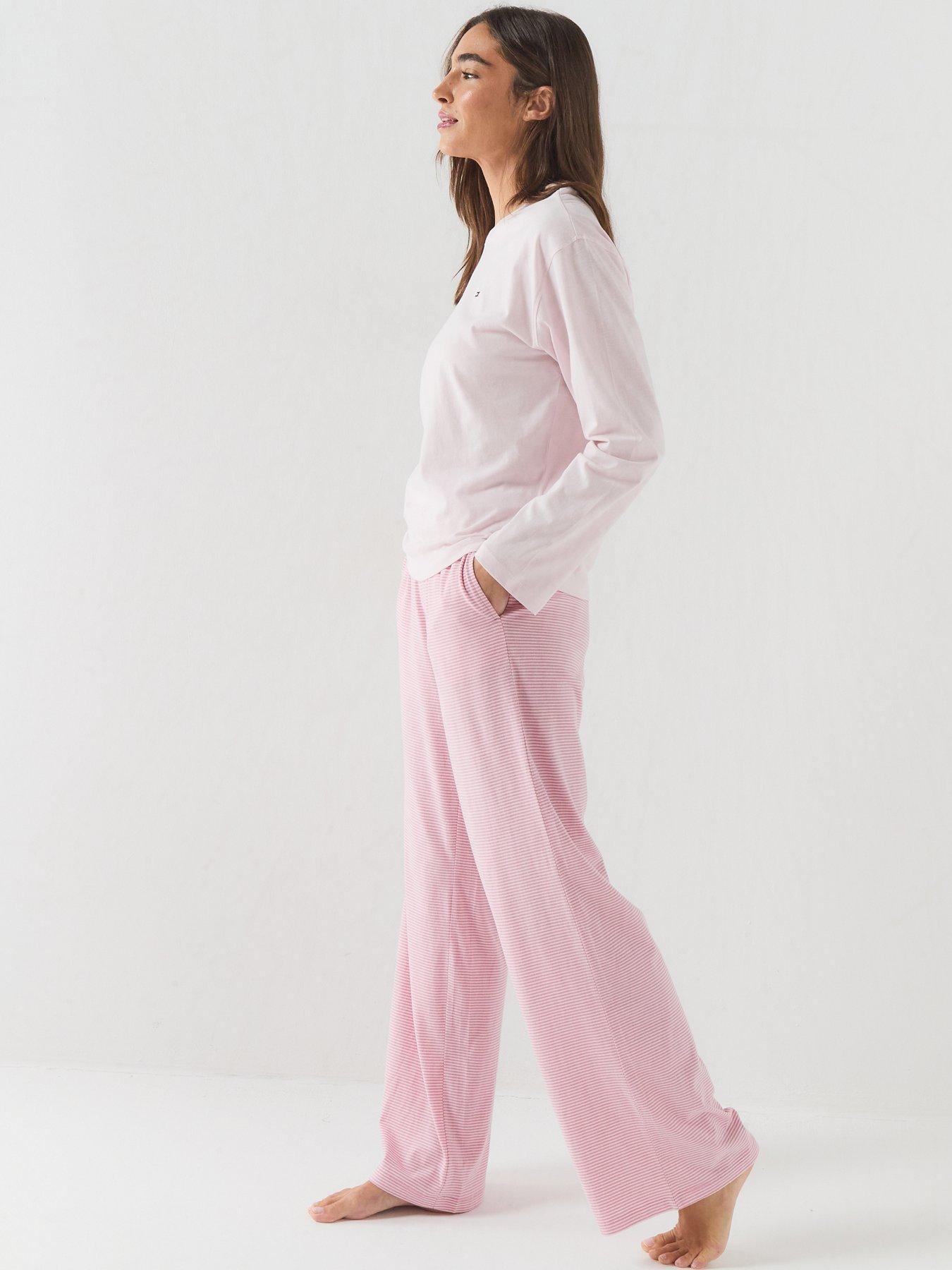 Image 3 of 6 of Tommy Hilfiger Essential Jersey Long Sleeve Pyjama Set - Pink