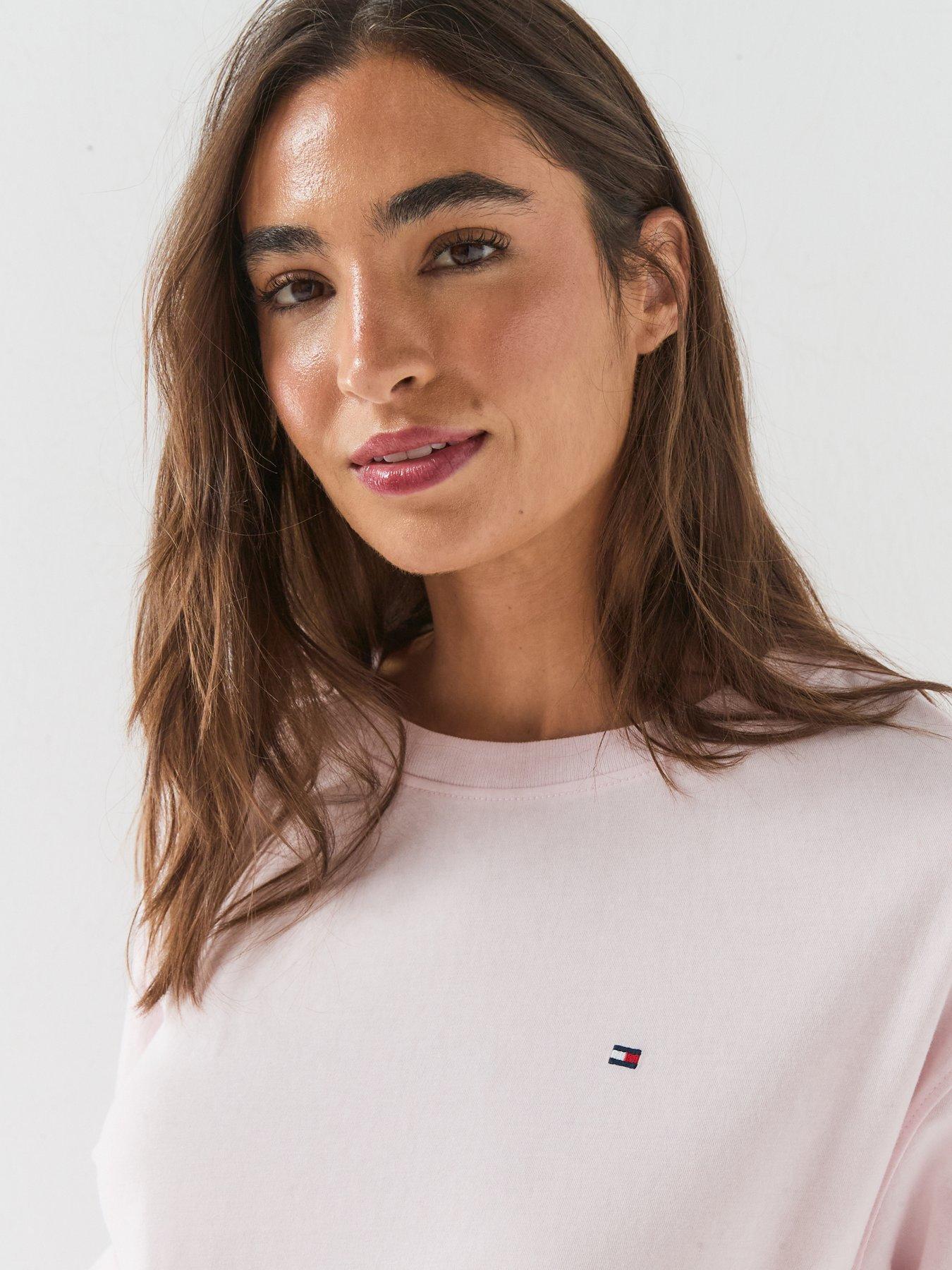 Image 4 of 6 of Tommy Hilfiger Essential Jersey Long Sleeve Pyjama Set - Pink
