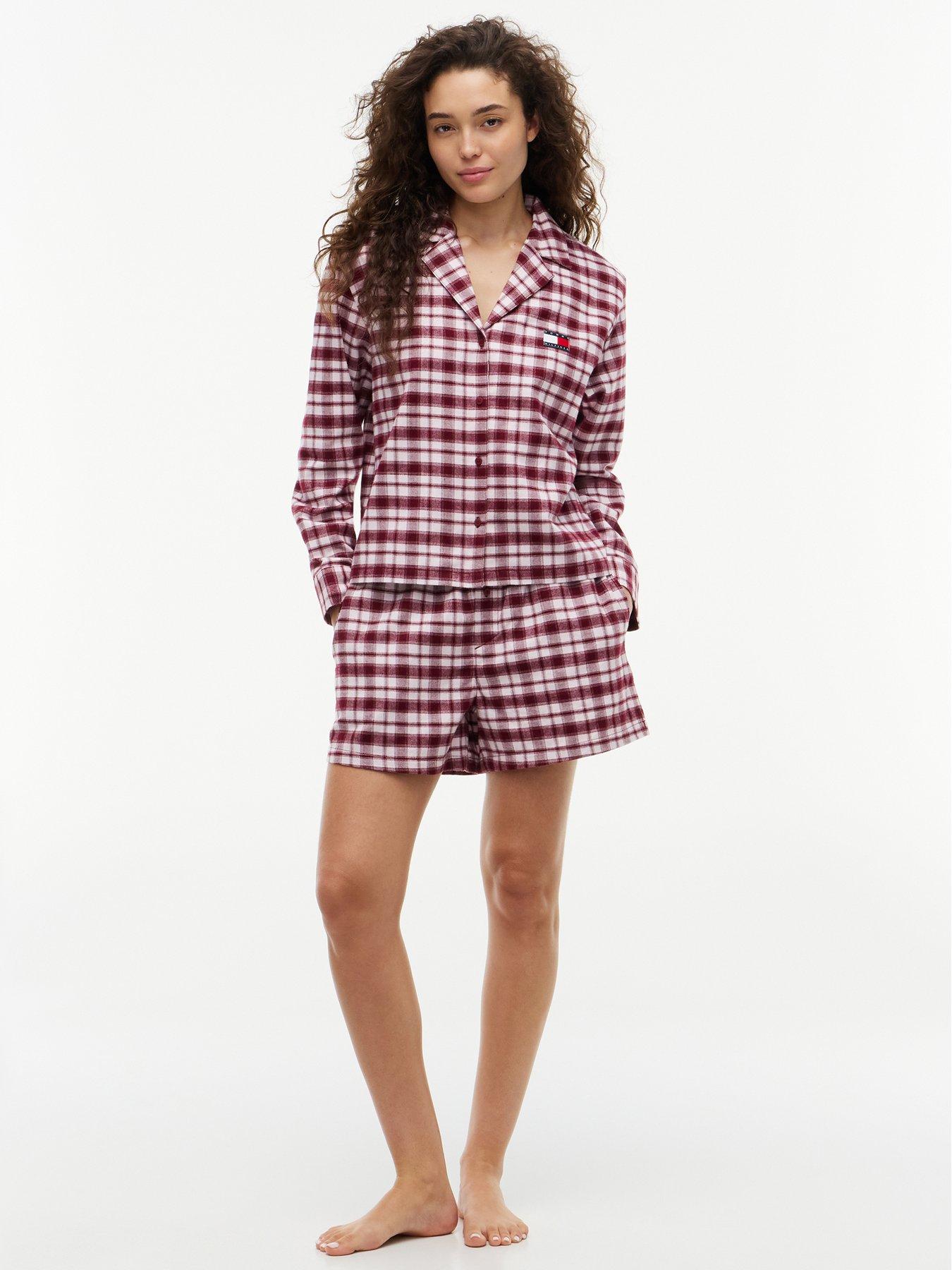 Image 3 of 6 of Tommy Hilfiger Heritage Flannel Pyjama Set And Eye Mask Gift Box - Pink