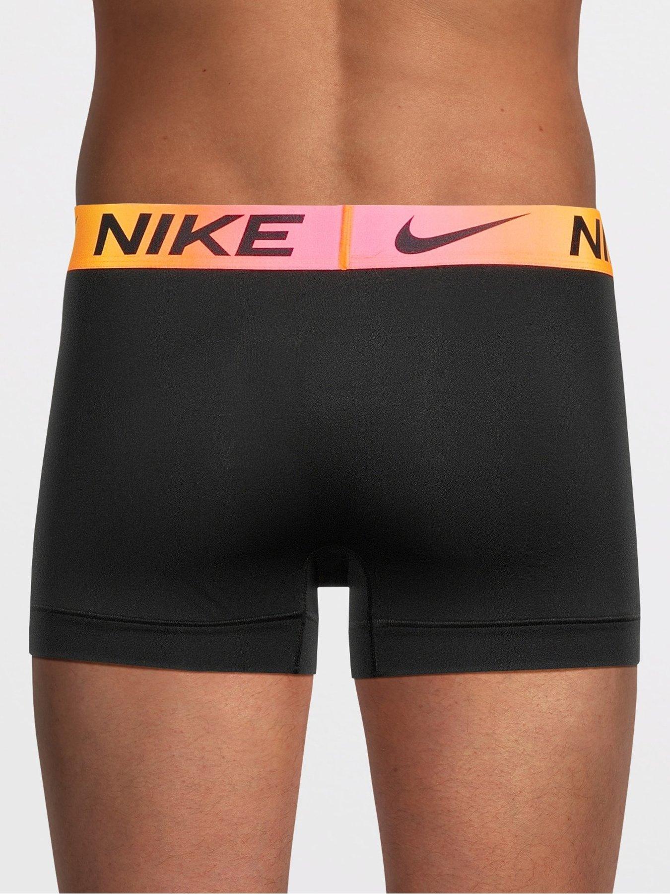 Image 3 of 4 of Nike Nike Essential Micro Fibre 3 Pack Trunks - Black