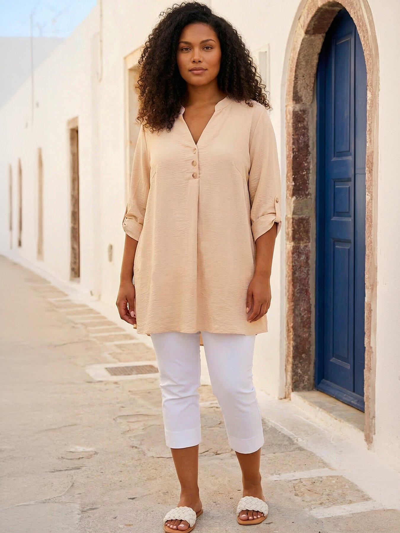 Roman Curve Textured Buttoned Tunic Top