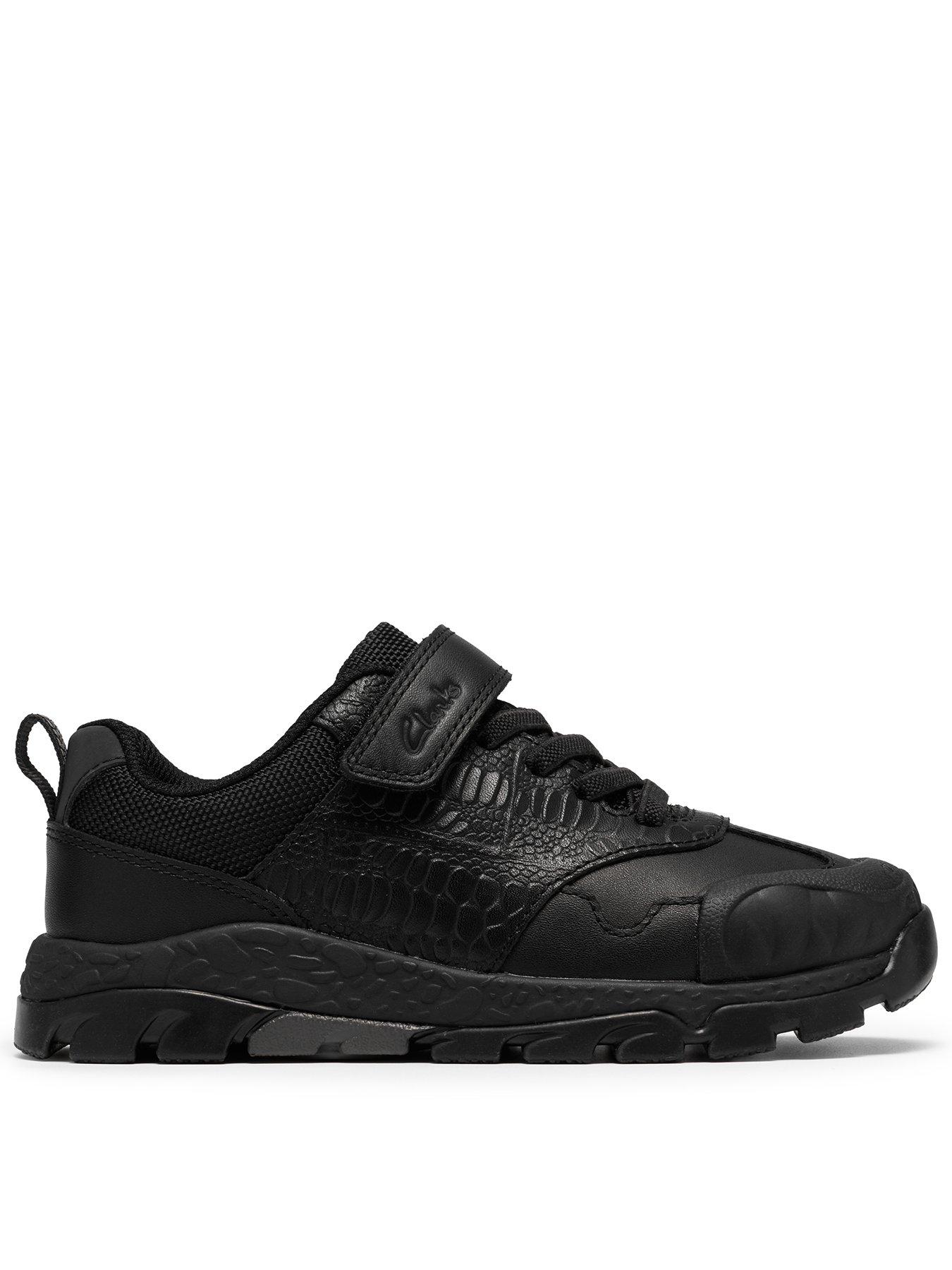 Clarks Junior Steggy2 Soar Leather Trainer, Black, Size 2.5 Older