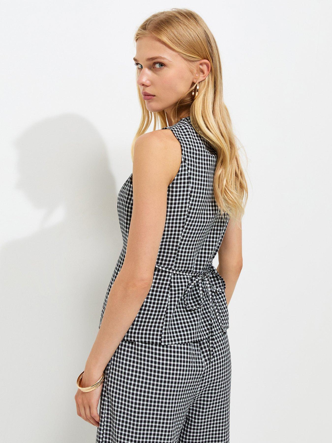Image 2 of 5 of New Look Gingham Print Button Front Waistcoat - Black