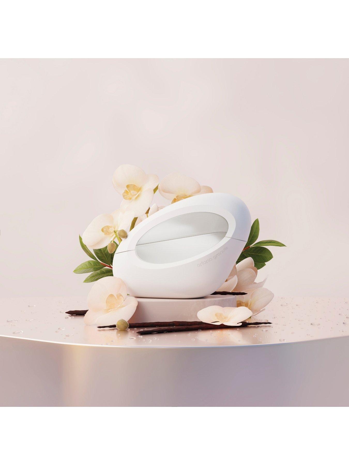 Image 3 of 5 of Ariana Grande Mod Vanilla EDP Spray 30ml