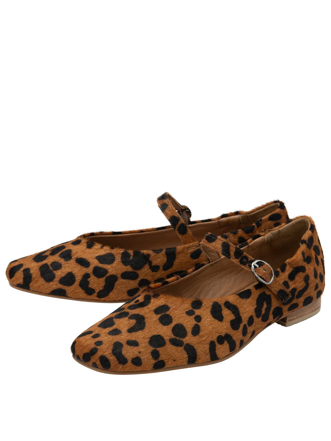 Image 2 of 4 of Ravel Lantonleopard Print