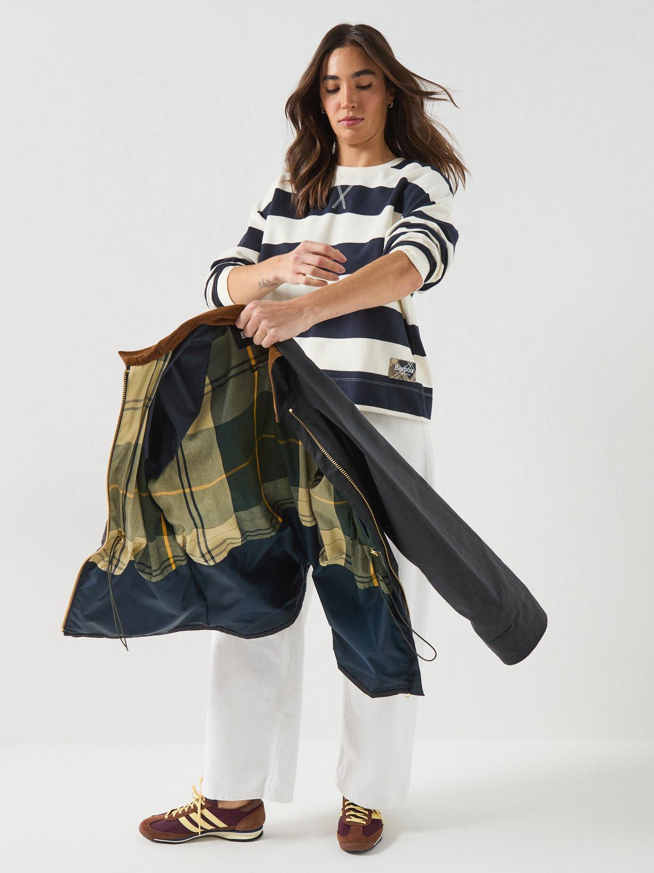 Image 5 of 6 of Barbour Treeton Wax Jacket