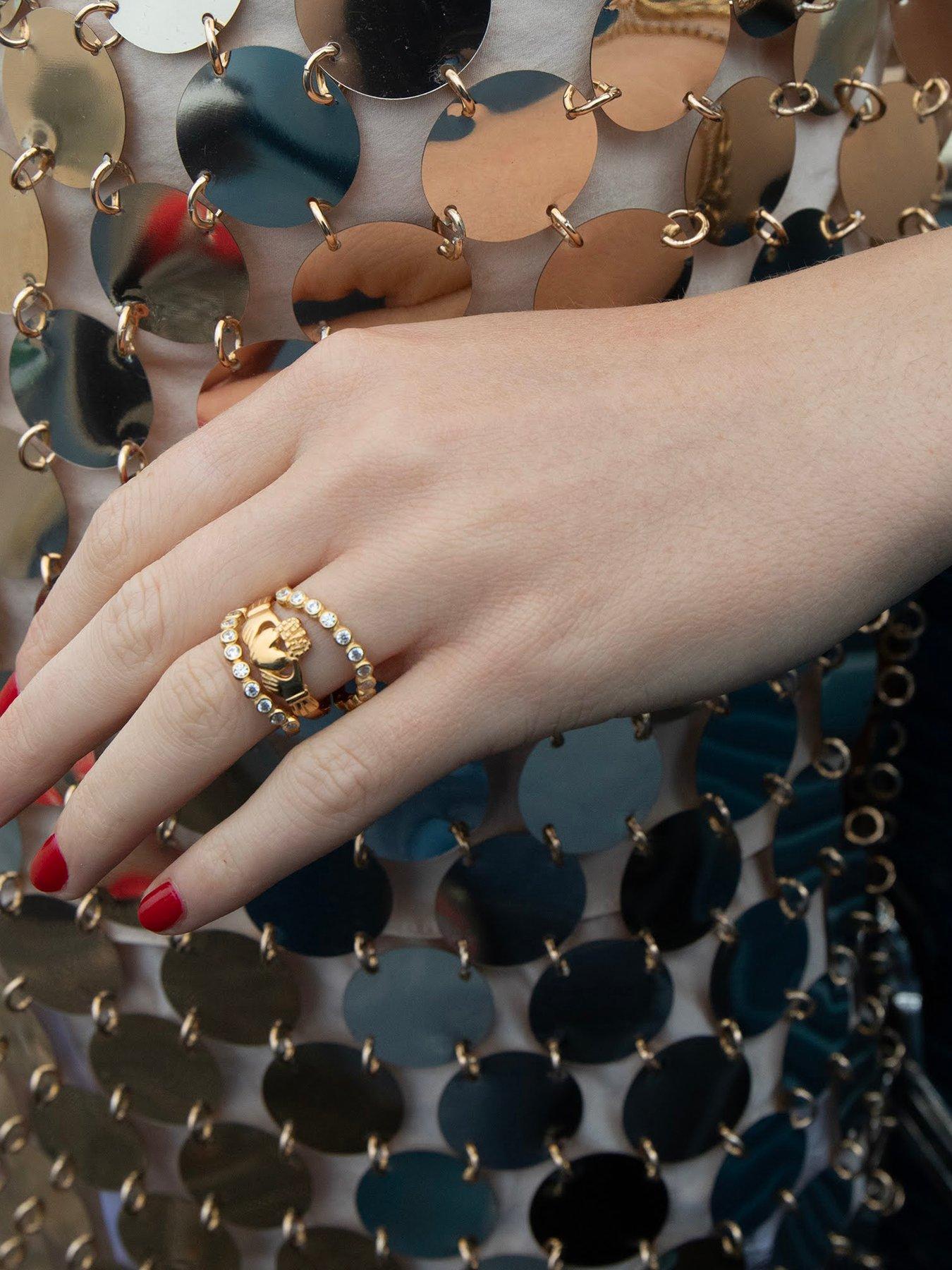 Image 6 of 7 of Seol + Gold 18ct Gold Plated CZ Bezel Wave Ring
