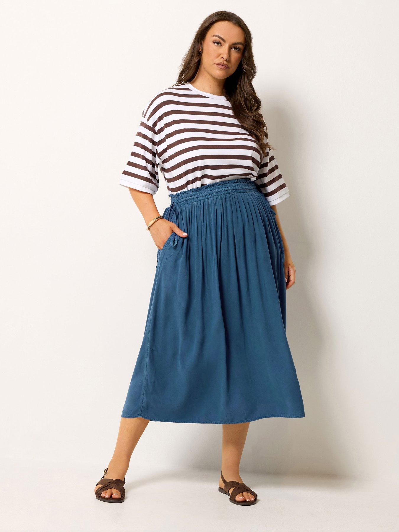Image 3 of 4 of Yours Curve Chambray Midi Skirt - Blue