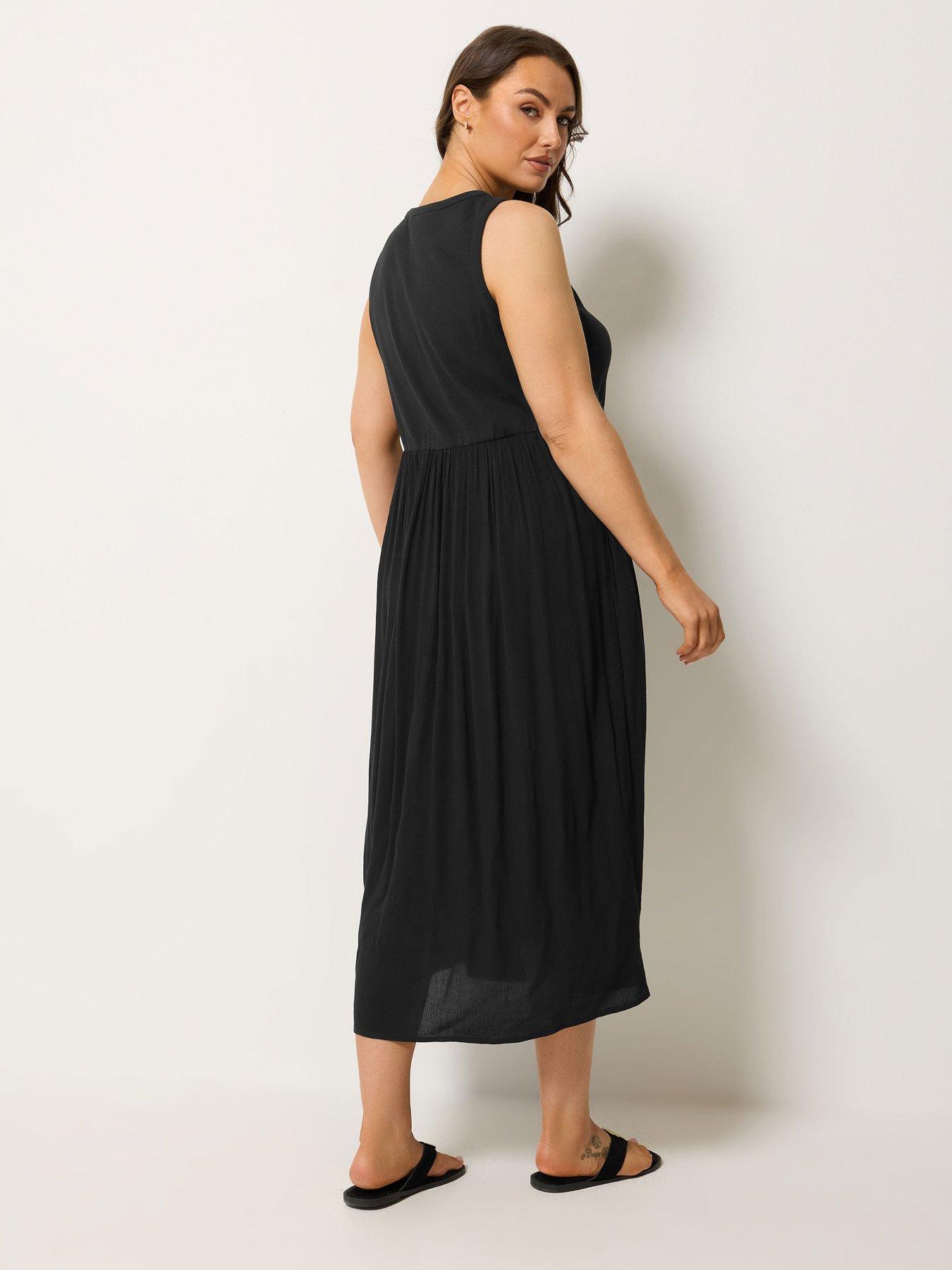 Image 2 of 4 of Yours Curve Mixed Maxi Dress - Black