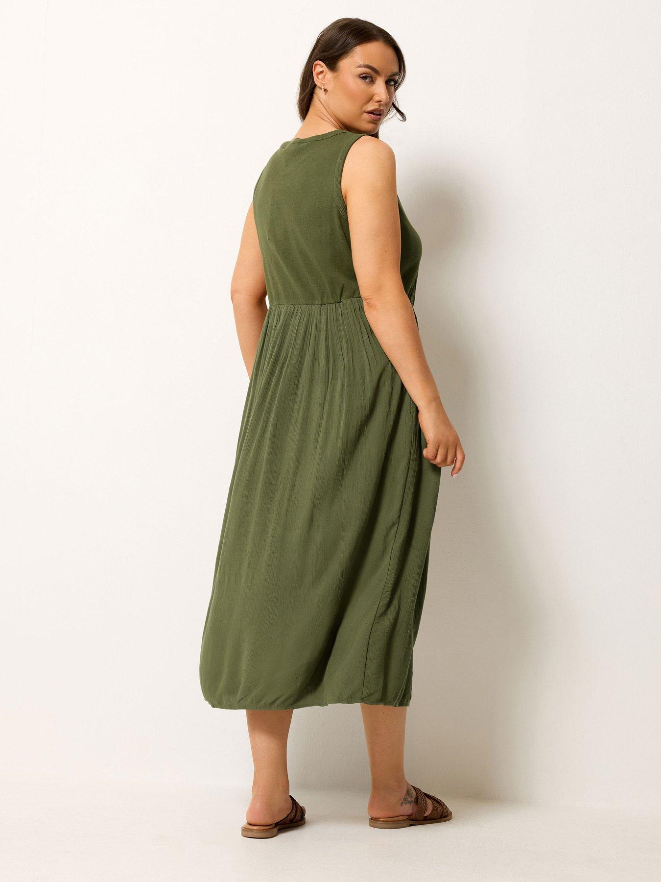 Image 2 of 4 of Yours Curve Mixed Midaxi Dress Green