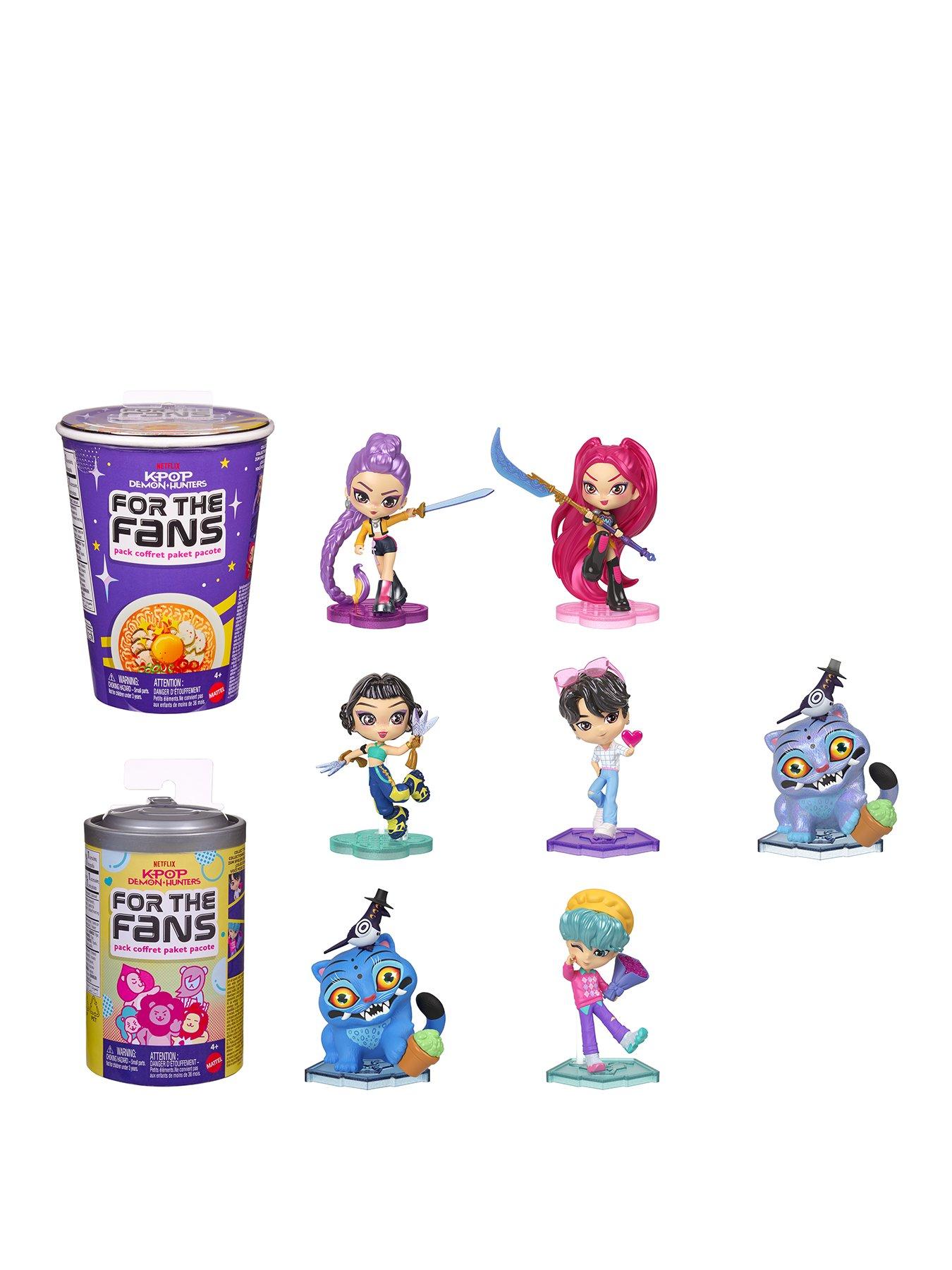 Image 1 of 6 of K-Pop Demon Hunters Mystery Unbox Collectible Figure Keychain - Mini Figure