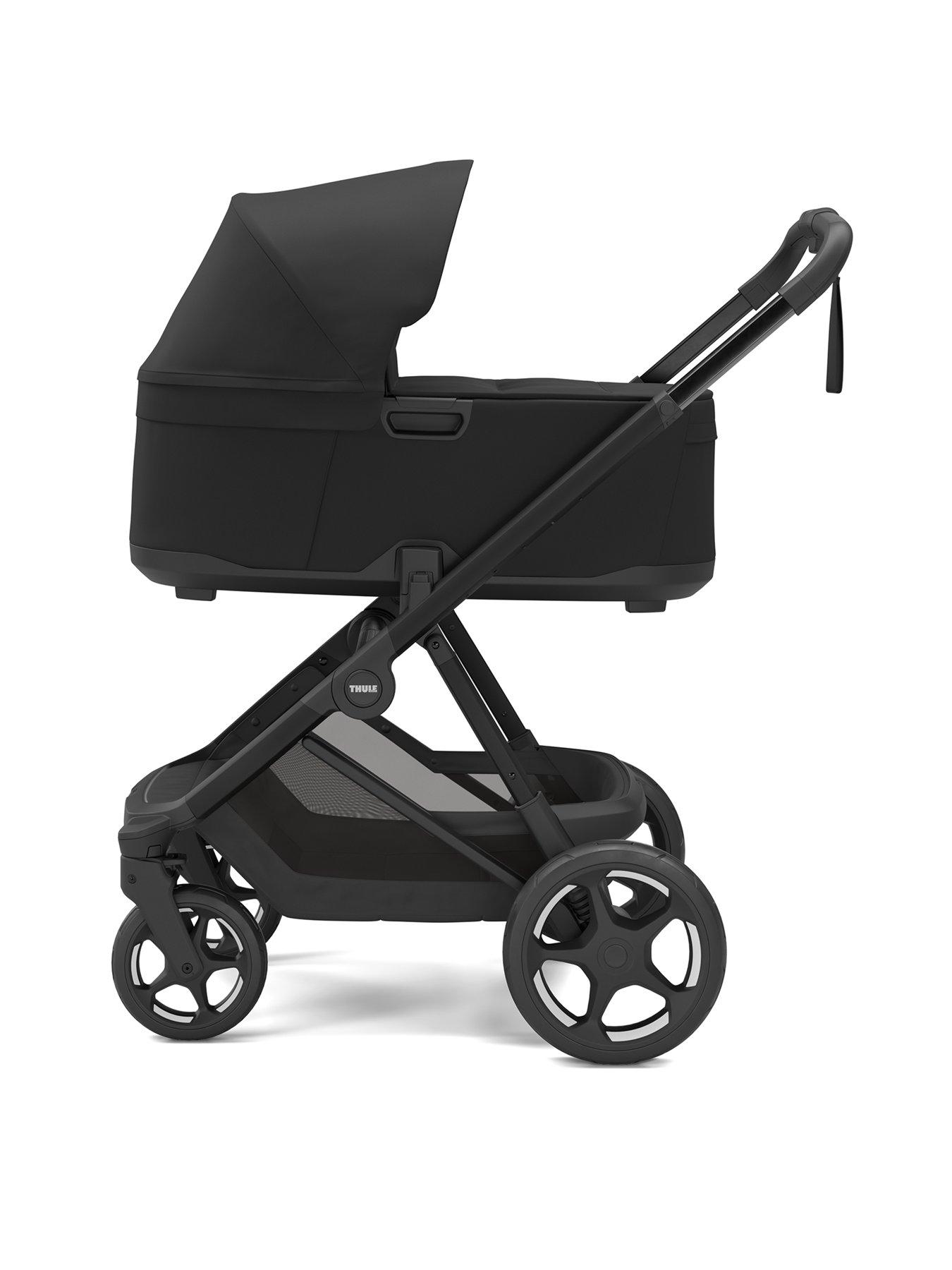 Image 2 of 7 of THULE Charm 2-in-1 Pushchair - Black