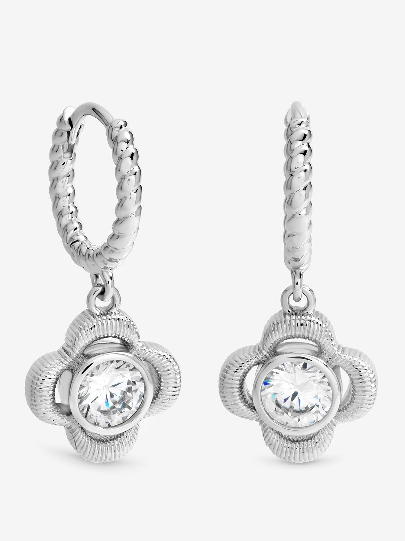 Inicio Inicio Sterling Silver Plated Satin Clover Huggie Hoops