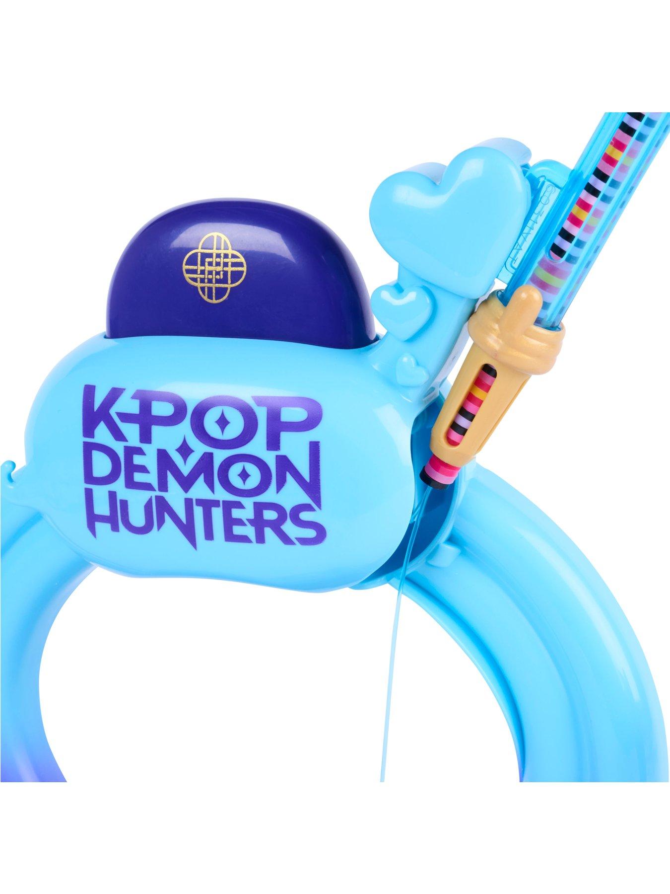 Image 5 of 8 of Cool Maker K-Pop Demon Hunters Glow-In-The-Dark Bracelet Maker Playset