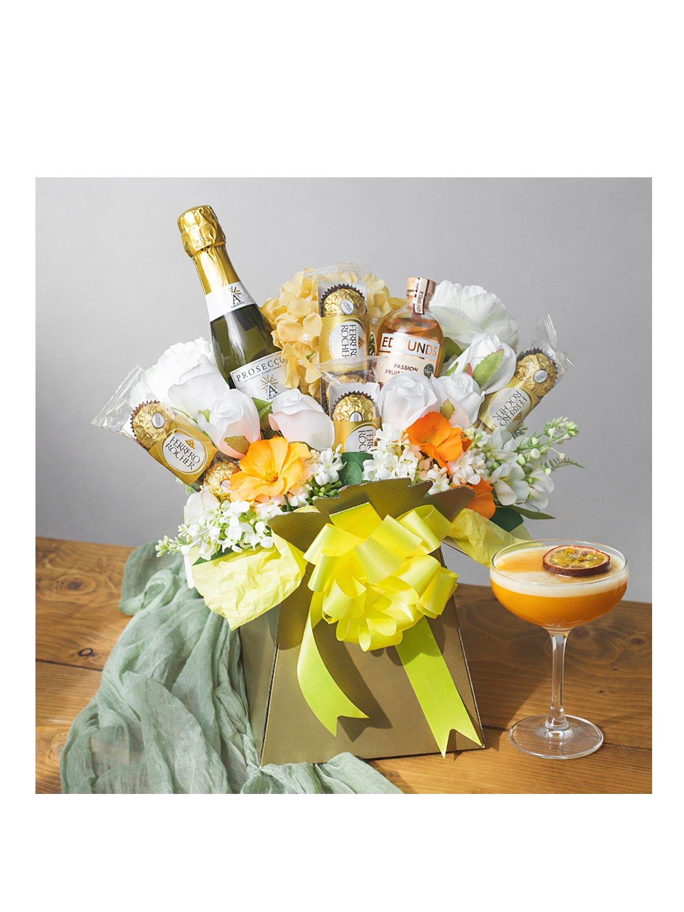 Funky Hampers Pornstar Martini and Prosecco Bouquet