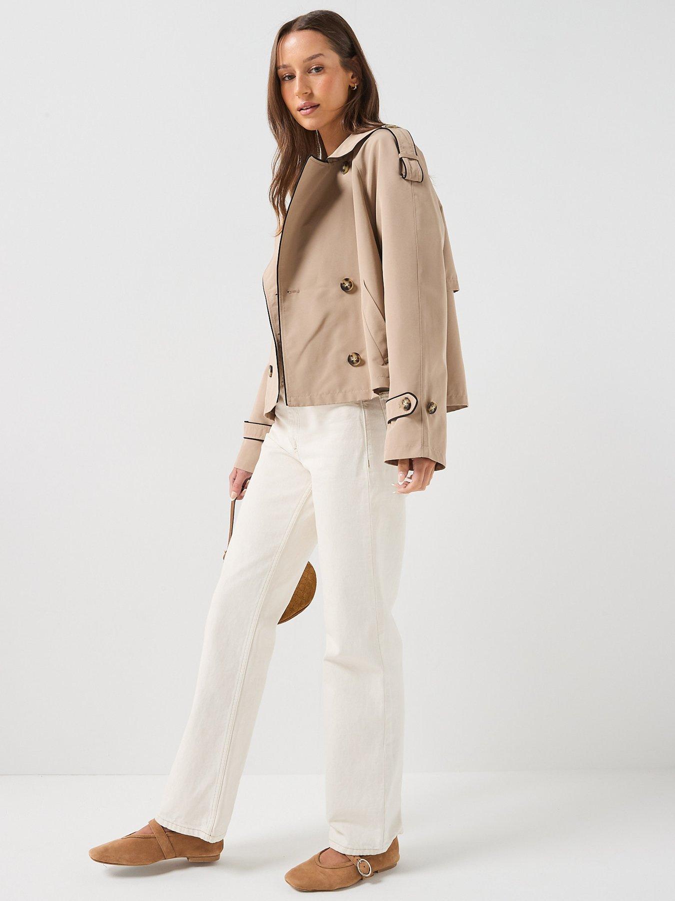 Image 4 of 5 of Vero Moda short Trenchcoat