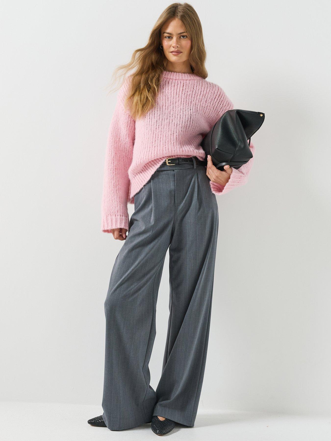 Image 3 of 6 of PIECES Dorthea Chunky Knit Jumper