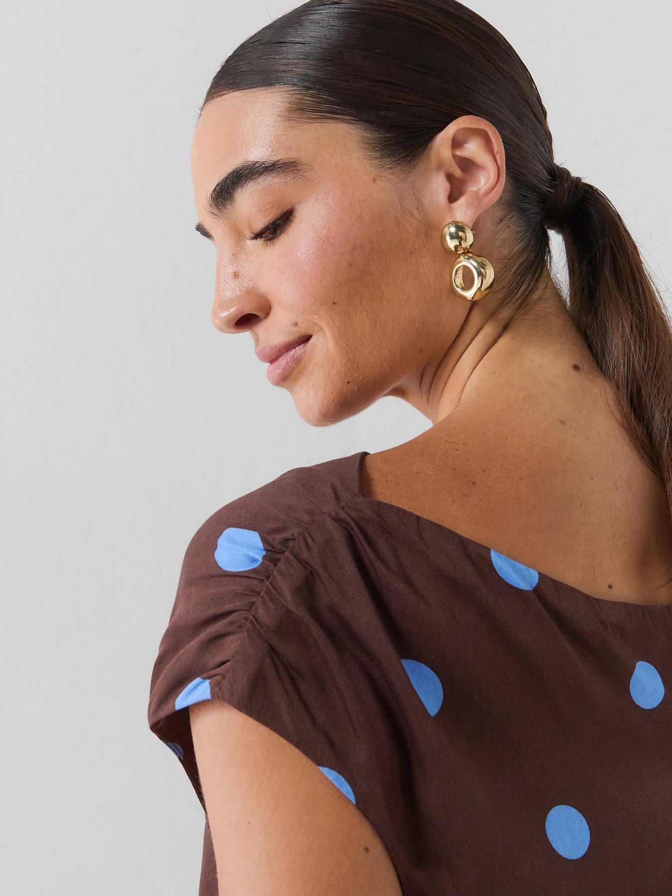 Image 5 of 6 of Only Amara Shoulder Detail Top