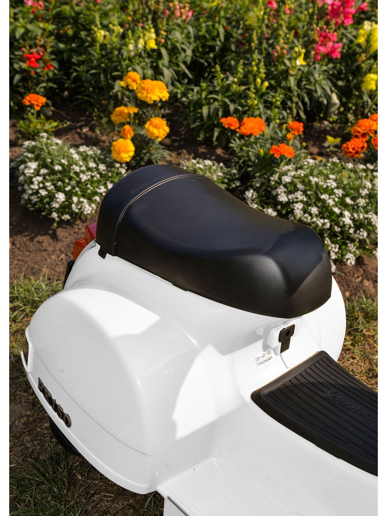Image 6 of 7 of MoVe 6V Vespa