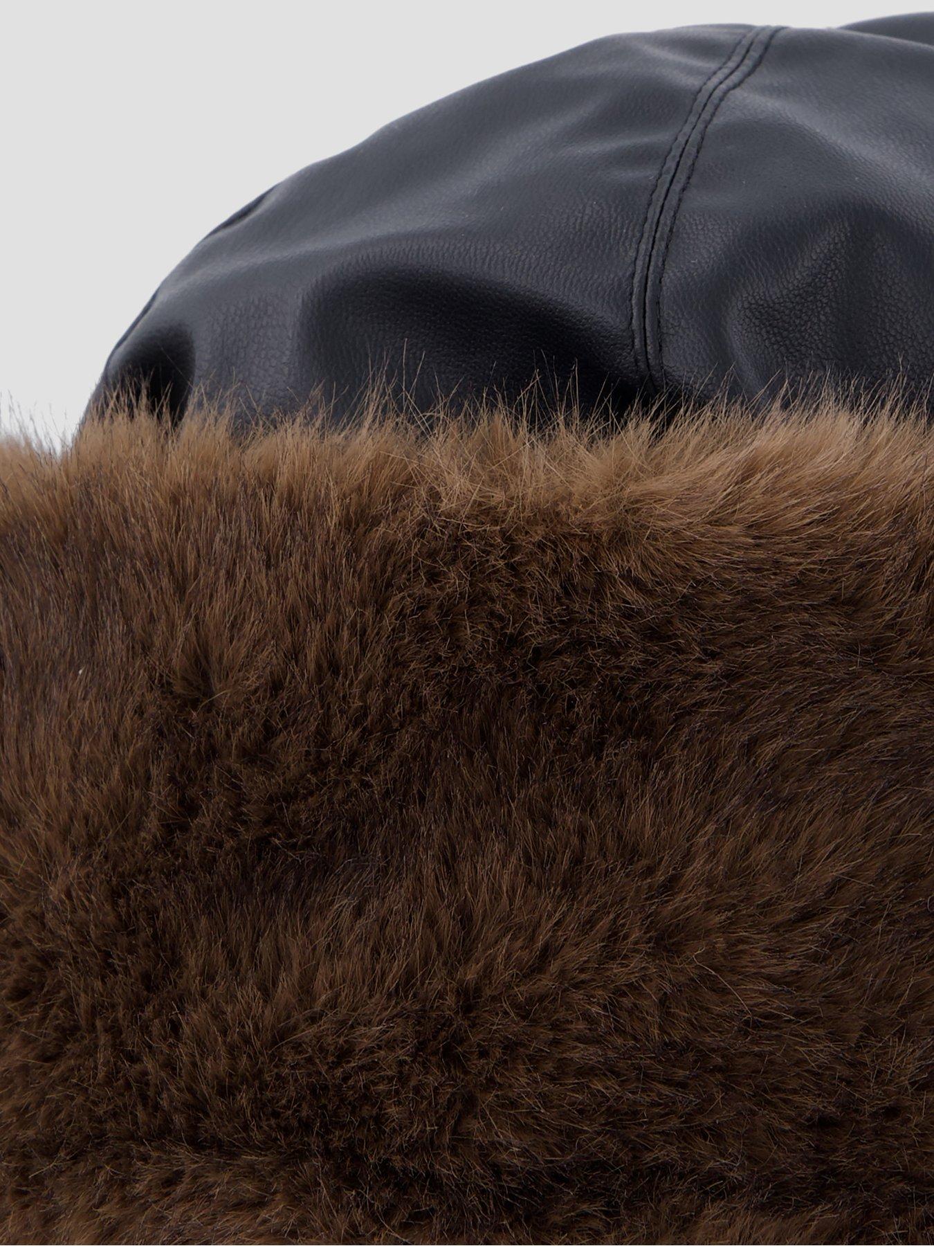 Image 2 of 4 of PIECES Jutlandia Faux Leather Hat