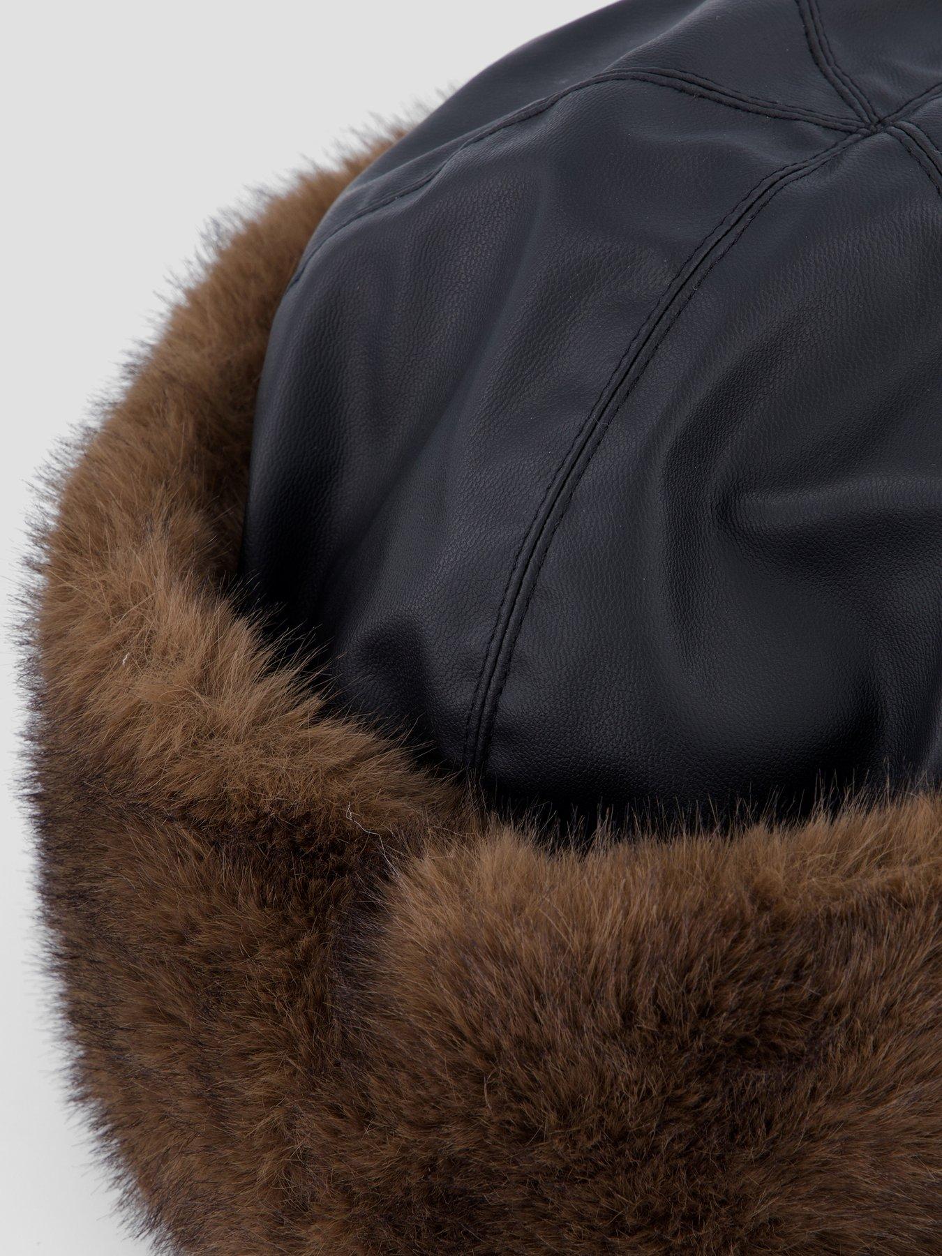 Image 4 of 4 of PIECES Jutlandia Faux Leather Hat