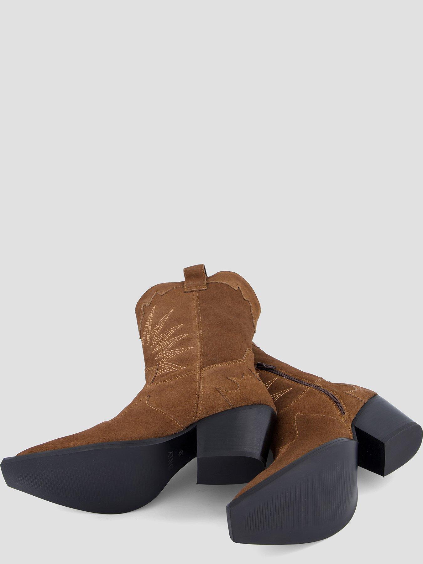 Image 4 of 7 of Only Onleva Boots - Brown