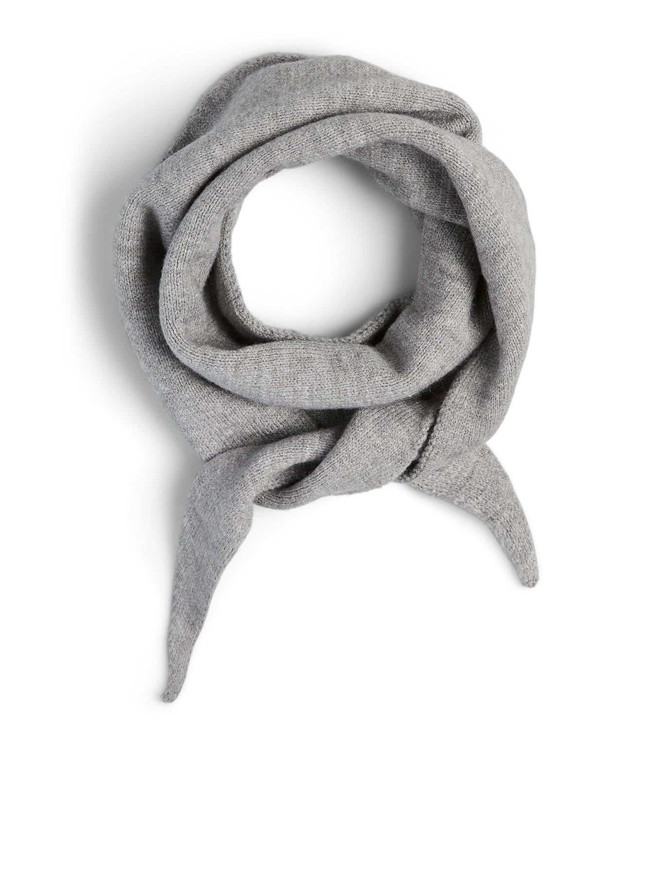 Image 1 of 4 of PIECES Komma Triangle Scarf