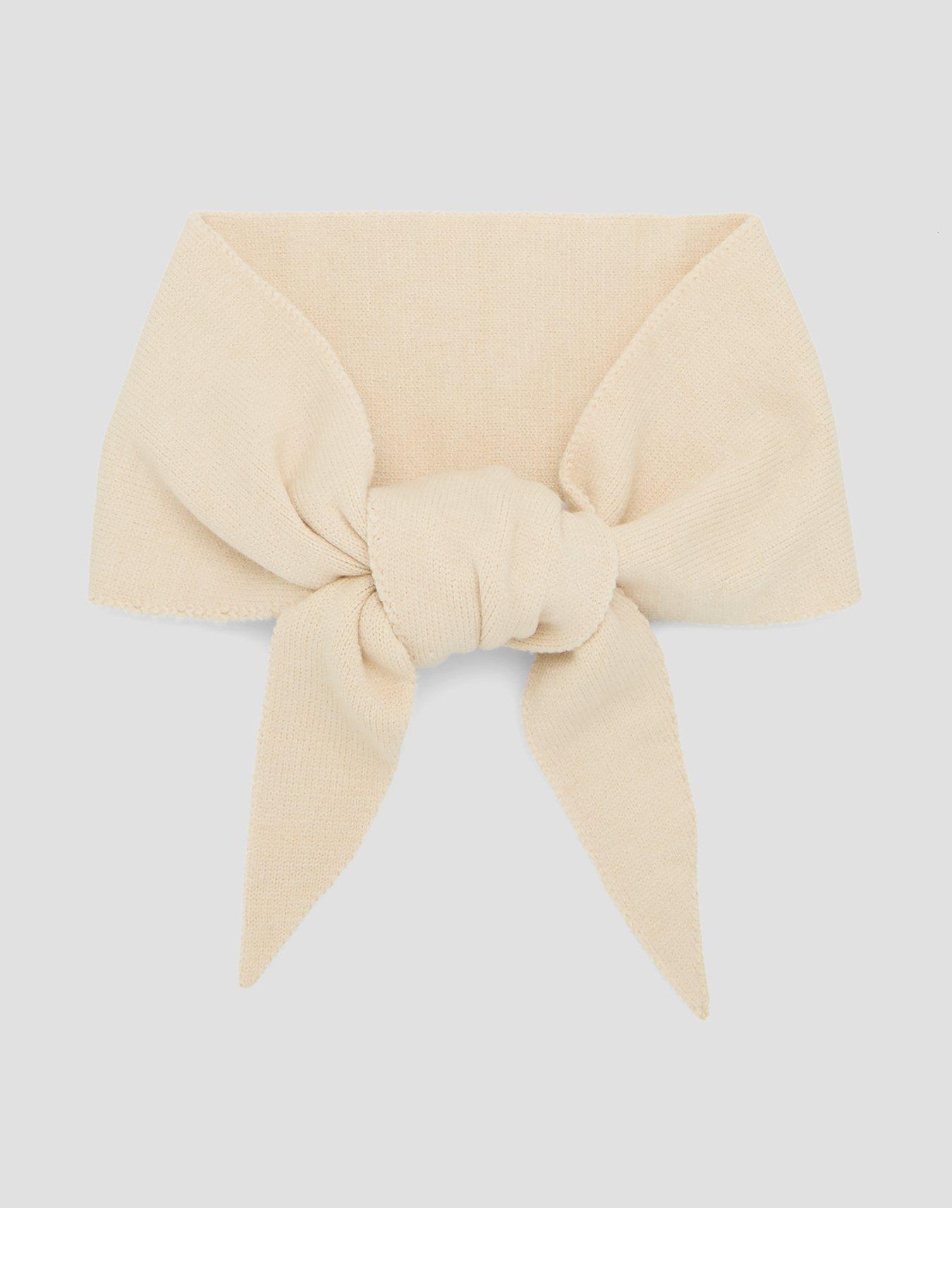 PIECES Triangle Knitted Scarf