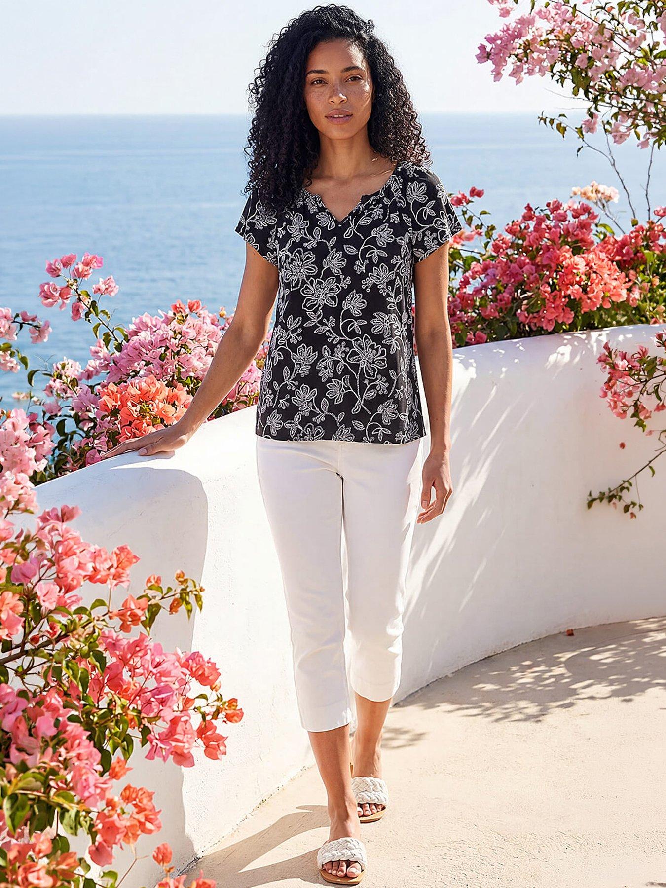 Roman Textured Print V-neck Vest Top